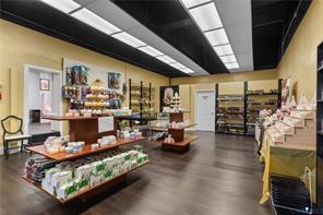 Richmond, Virginia, 23219, United States, 2 Bedrooms Bedrooms, ,2 BathroomsBathrooms,Residential,For Sale,1989867