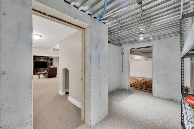 Centerville, Utah, 84014, United States, 4 Bedrooms Bedrooms, ,3 BathroomsBathrooms,Residential,For Sale,2006371