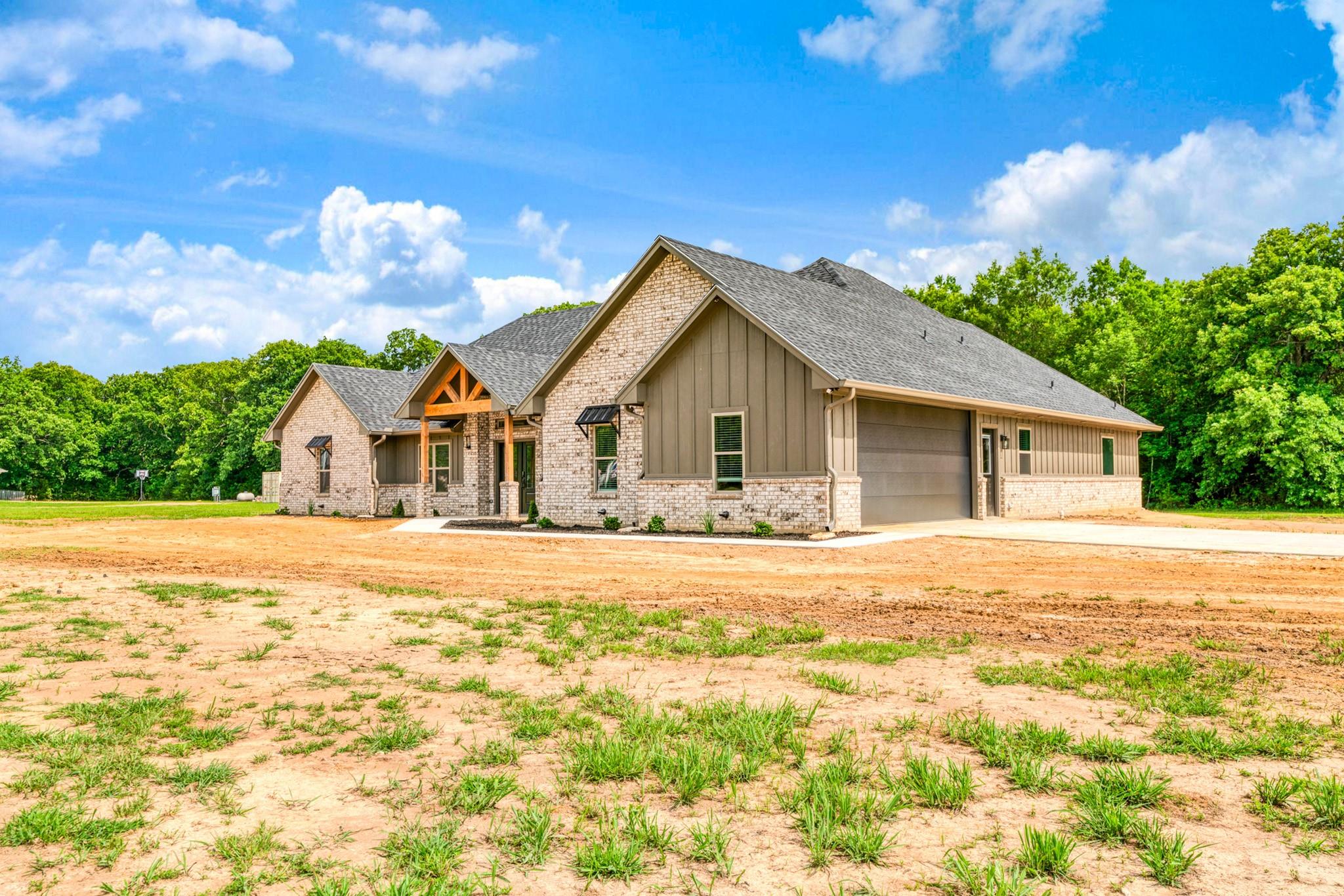Blossom, Texas, 75416, United States, 4 Bedrooms Bedrooms, ,3 BathroomsBathrooms,Residential,For Sale,2049221