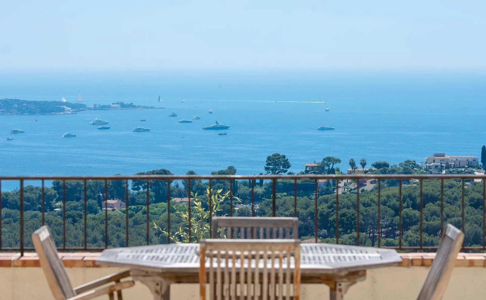 Vallauris, Provence-Alpes-Côte d?Azur, 06220, FR, 5 Bedrooms Bedrooms, ,Residential,For Sale,1294745