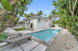 MIAMI SHORES, Florida, 33138, United States, 2 Bedrooms Bedrooms, ,3 BathroomsBathrooms,Residential,For Sale,1876203