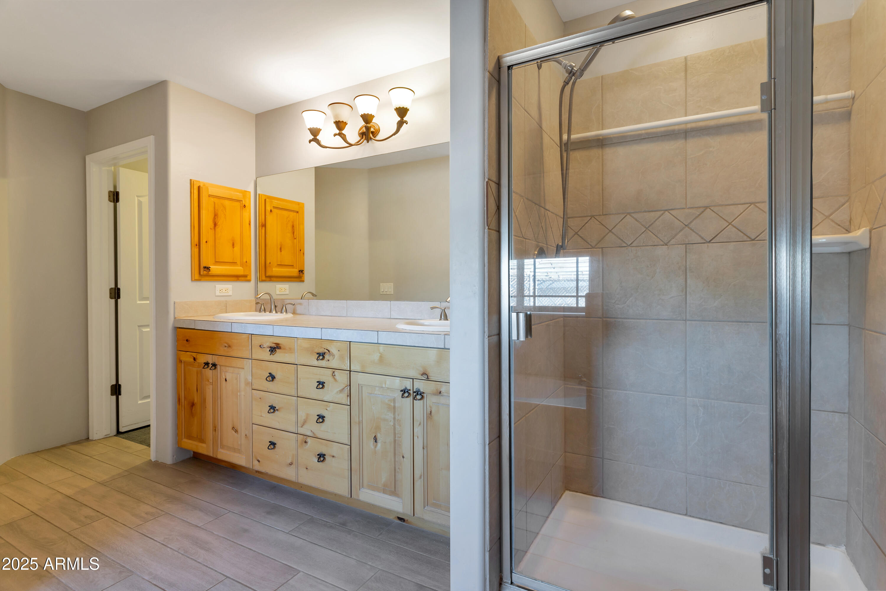 Phoenix, Arizona, 85086, United States, 4 Bedrooms Bedrooms, ,2 BathroomsBathrooms,Residential,For Sale,1988949