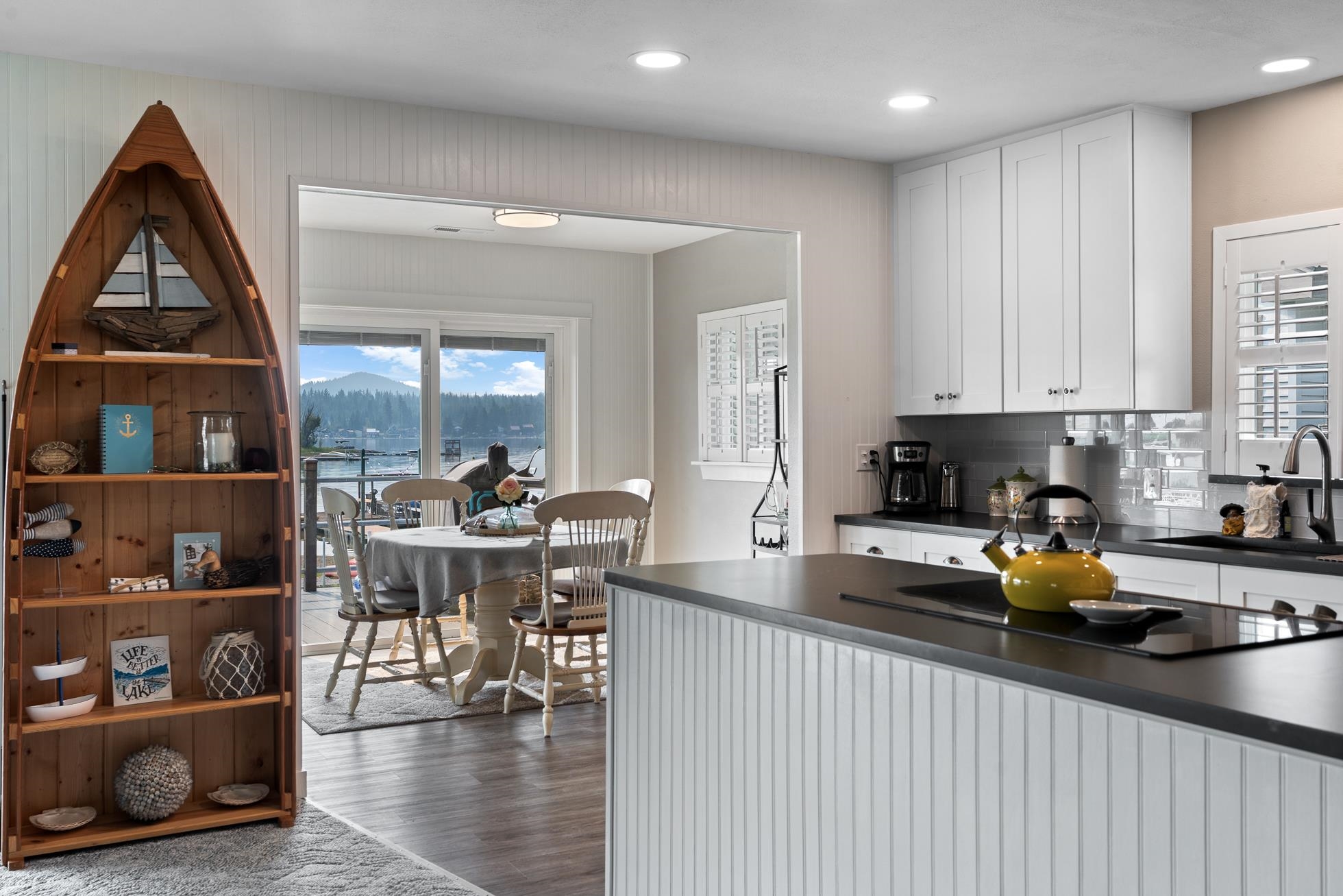 Newport, Washington, 99156, United States, 2 Bedrooms Bedrooms, ,2 BathroomsBathrooms,Residential,For Sale,1937533