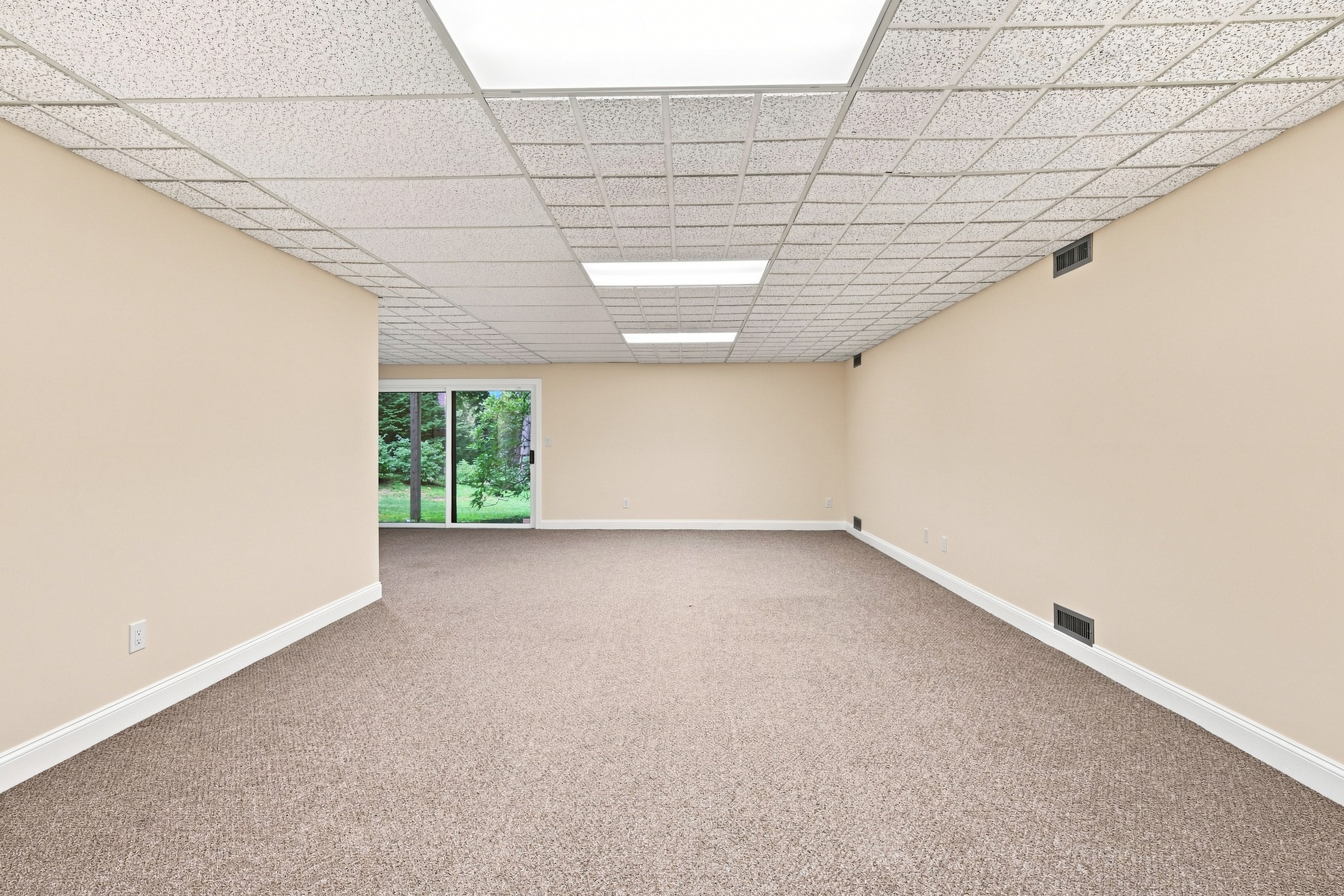  3 Willada Lane, Glen Cove, NY, 11542 - 物件實景