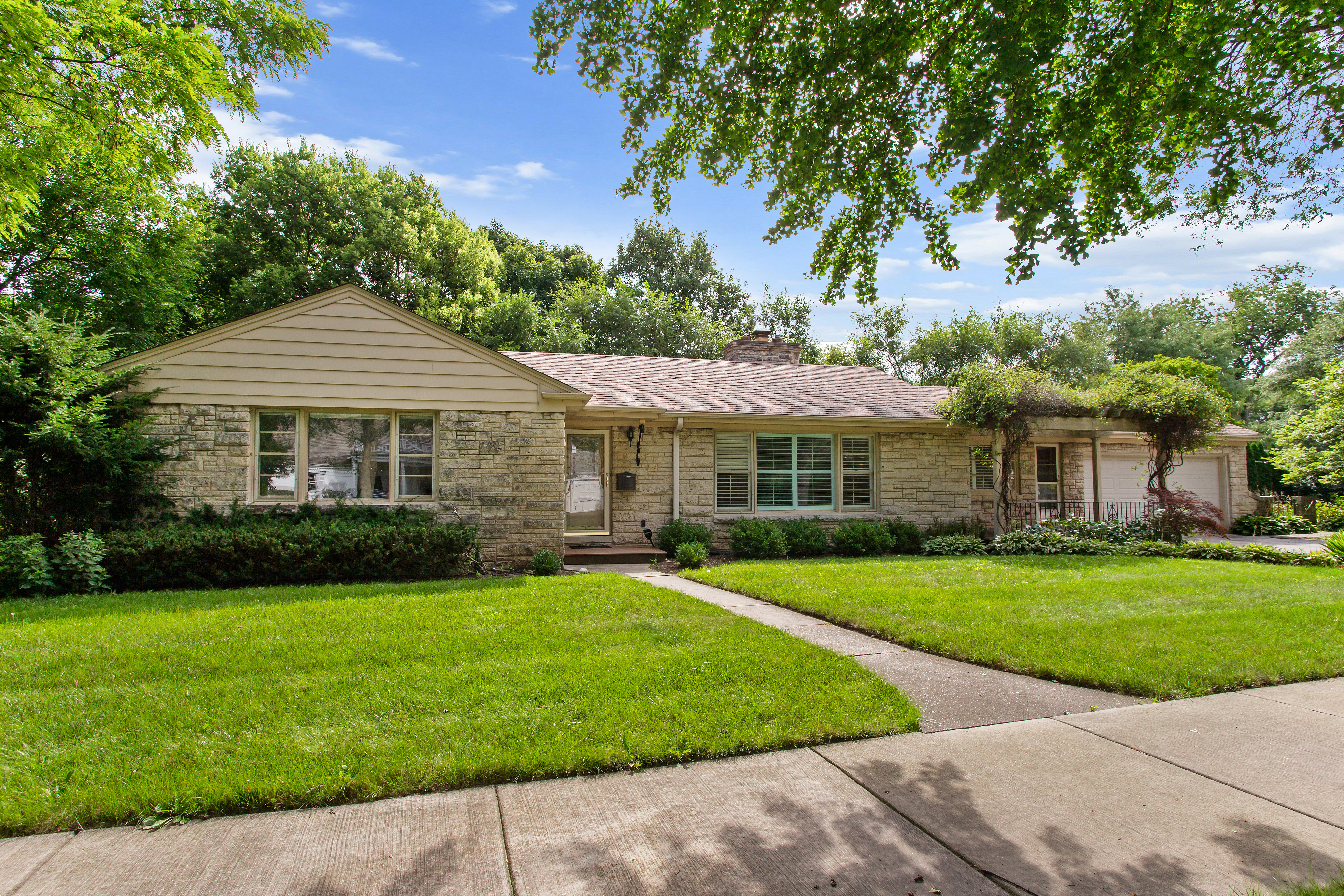  807 Surrey Lane, Glenview, IL, 60025 - 物件實景