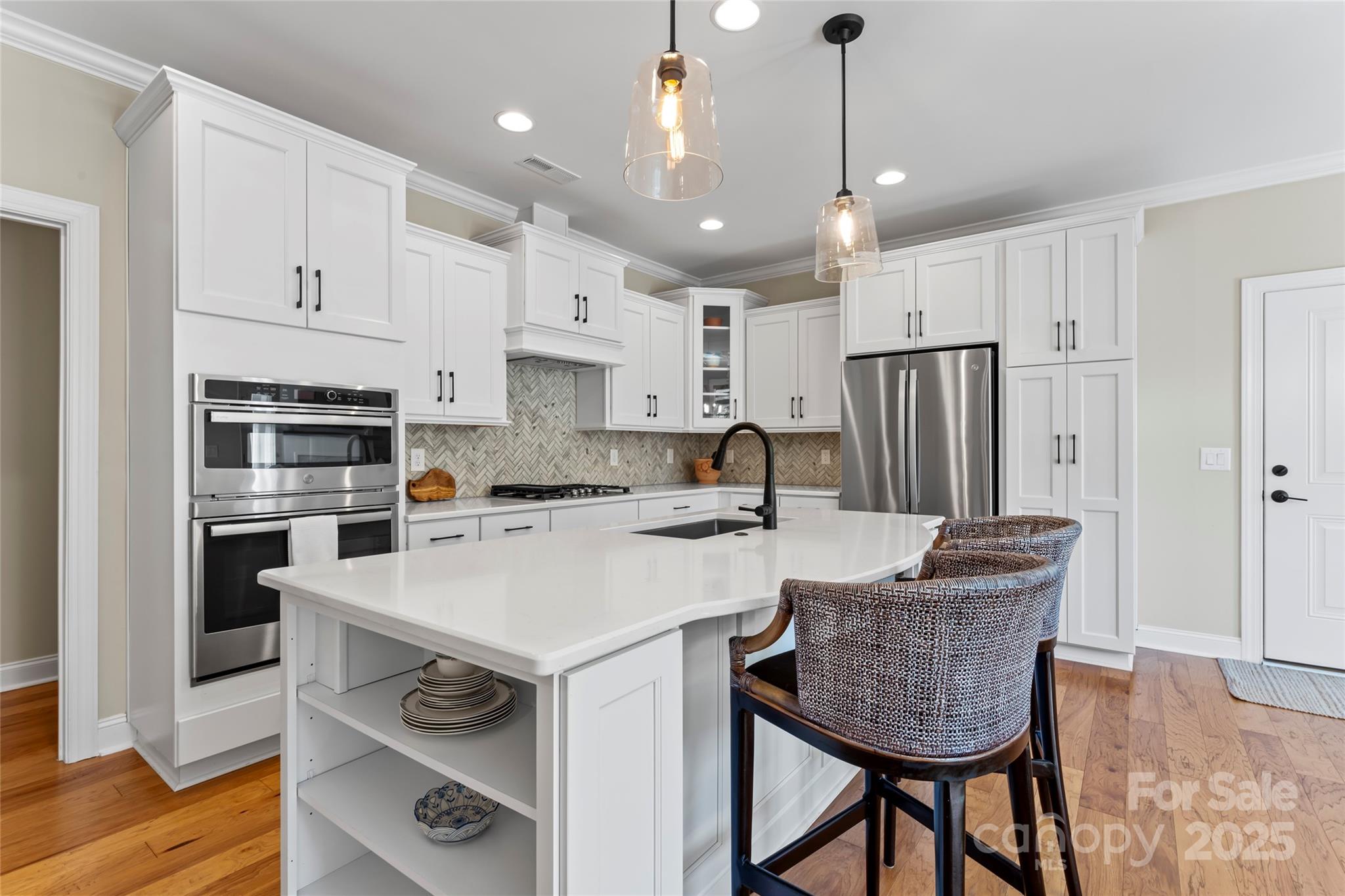 Huntersville, North Carolina, 28078, United States, 3 Bedrooms Bedrooms, ,3 BathroomsBathrooms,Residential,For Sale,1987937