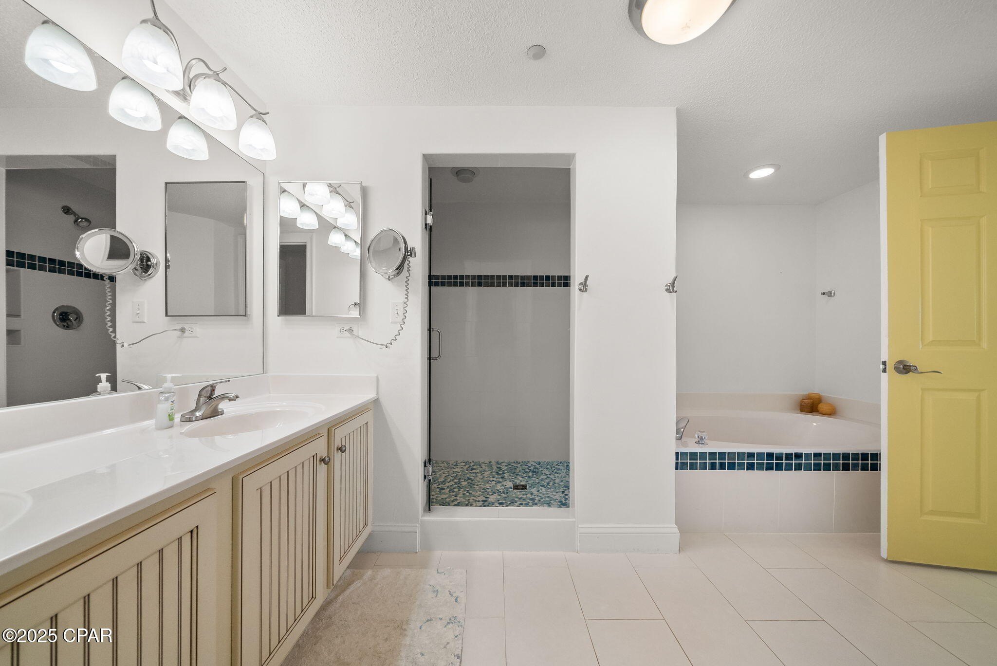 Panama City, Florida, 32408, United States, 3 Bedrooms Bedrooms, ,3 BathroomsBathrooms,Residential,For Sale,1996462