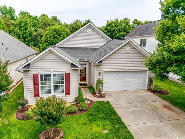 Fort Mill, South Carolina, 29708, United States, 3 Bedrooms Bedrooms, ,2 BathroomsBathrooms,Residential,For Sale,1851228