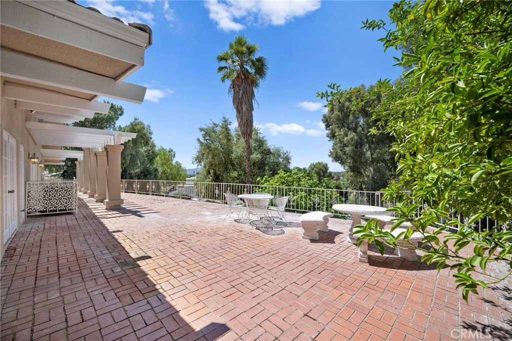 Hemet, California, 92544, United States, 5 Bedrooms Bedrooms, ,4 BathroomsBathrooms,Residential,For Sale,1896645