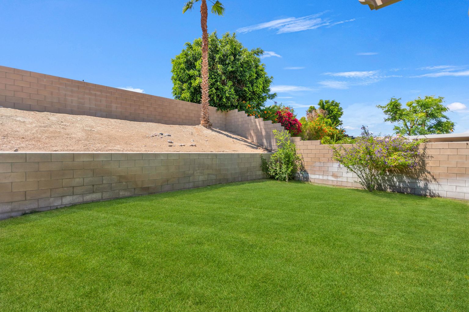 La Quinta, California, 92253, United States, 4 Bedrooms Bedrooms, ,2 BathroomsBathrooms,Residential,For Sale,1921262