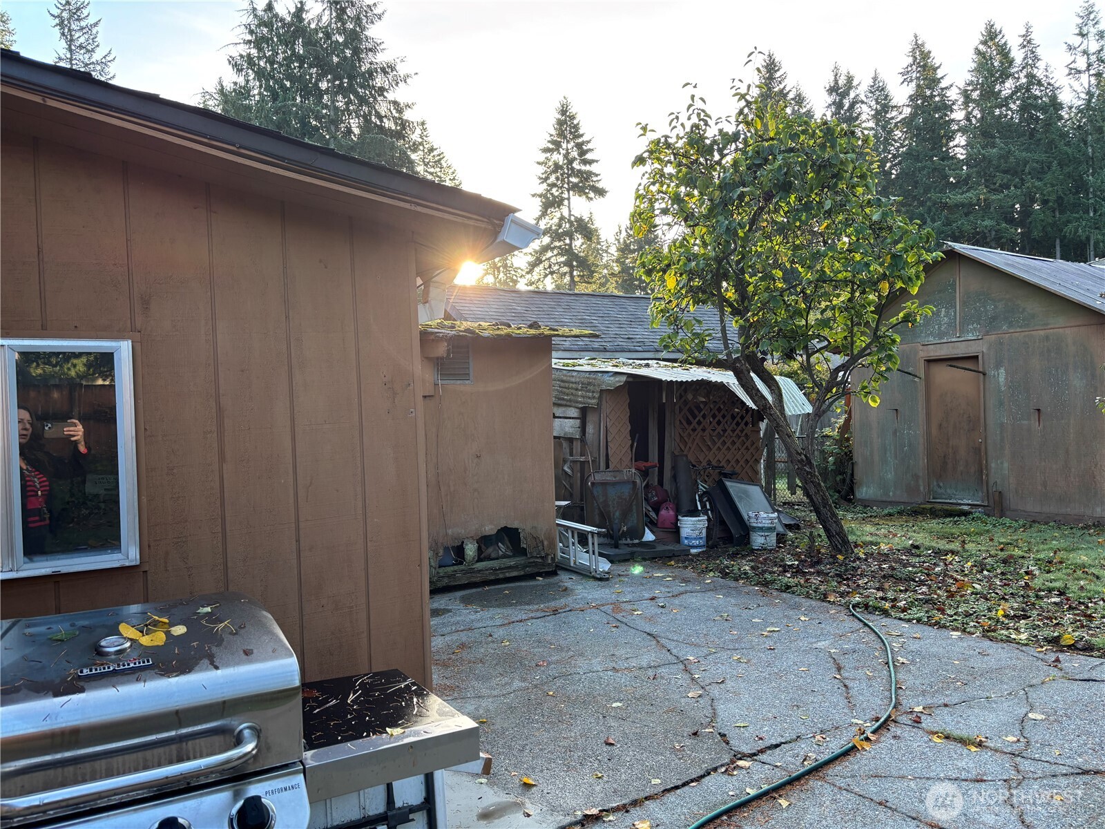 Shoreline, Washington, 89155, United States, 4 Bedrooms Bedrooms, ,2 BathroomsBathrooms,Residential,For Sale,1979502