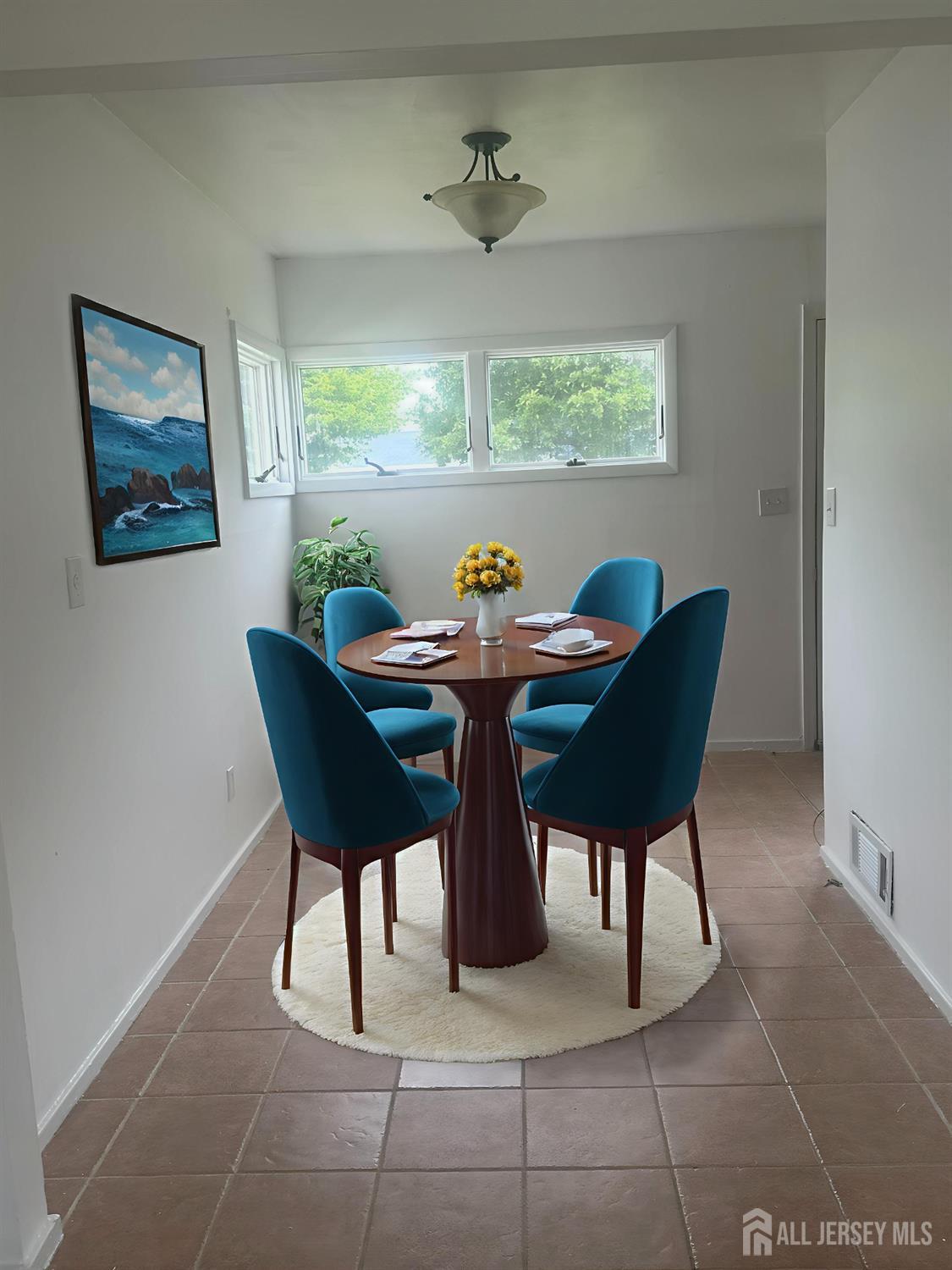 Rahway, New Jersey, 08857, United States, 4 Bedrooms Bedrooms, ,2 BathroomsBathrooms,Residential,For Sale,1906266