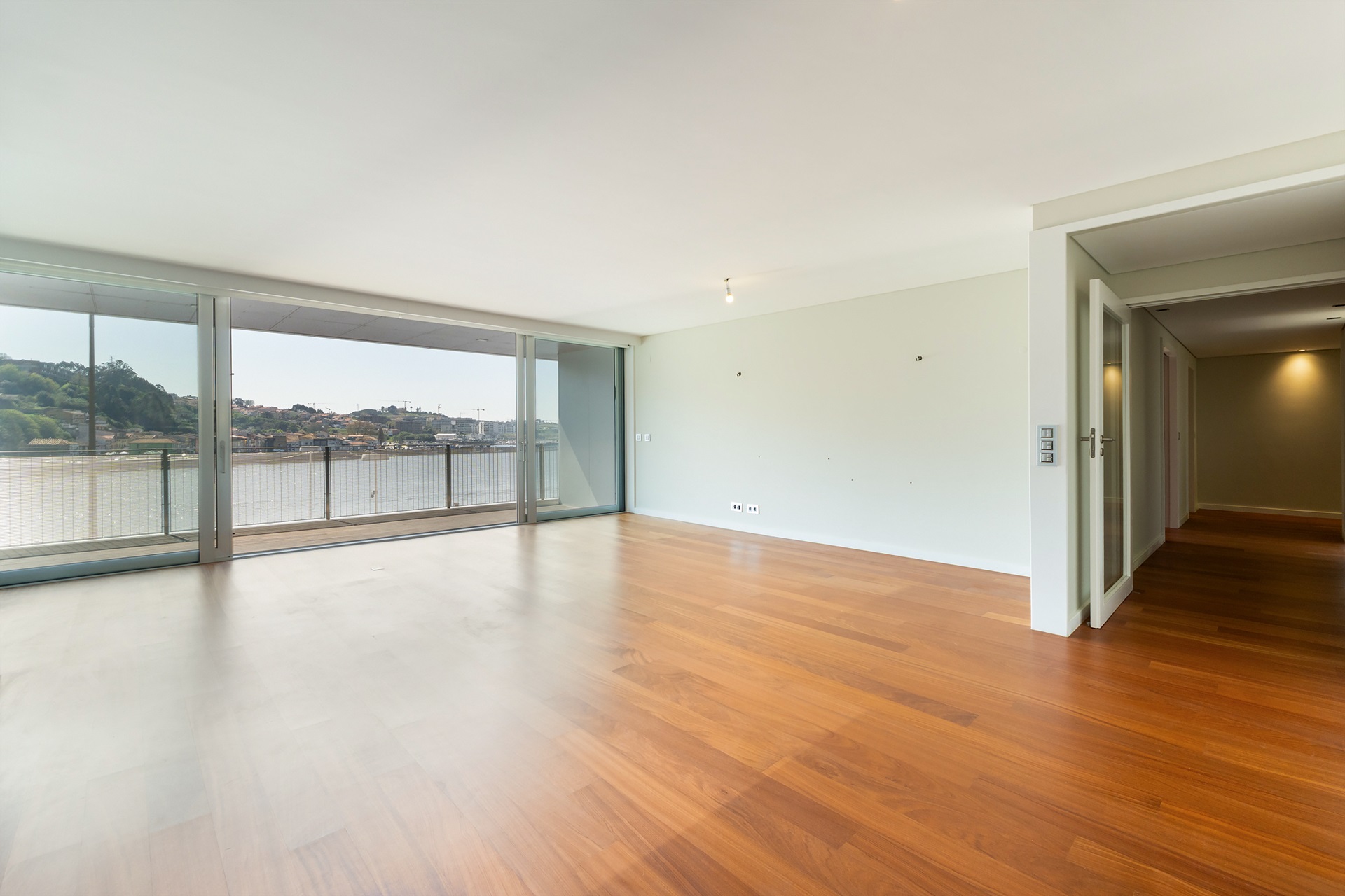  Flat, 3 bedrooms, for Sale - 物件實景