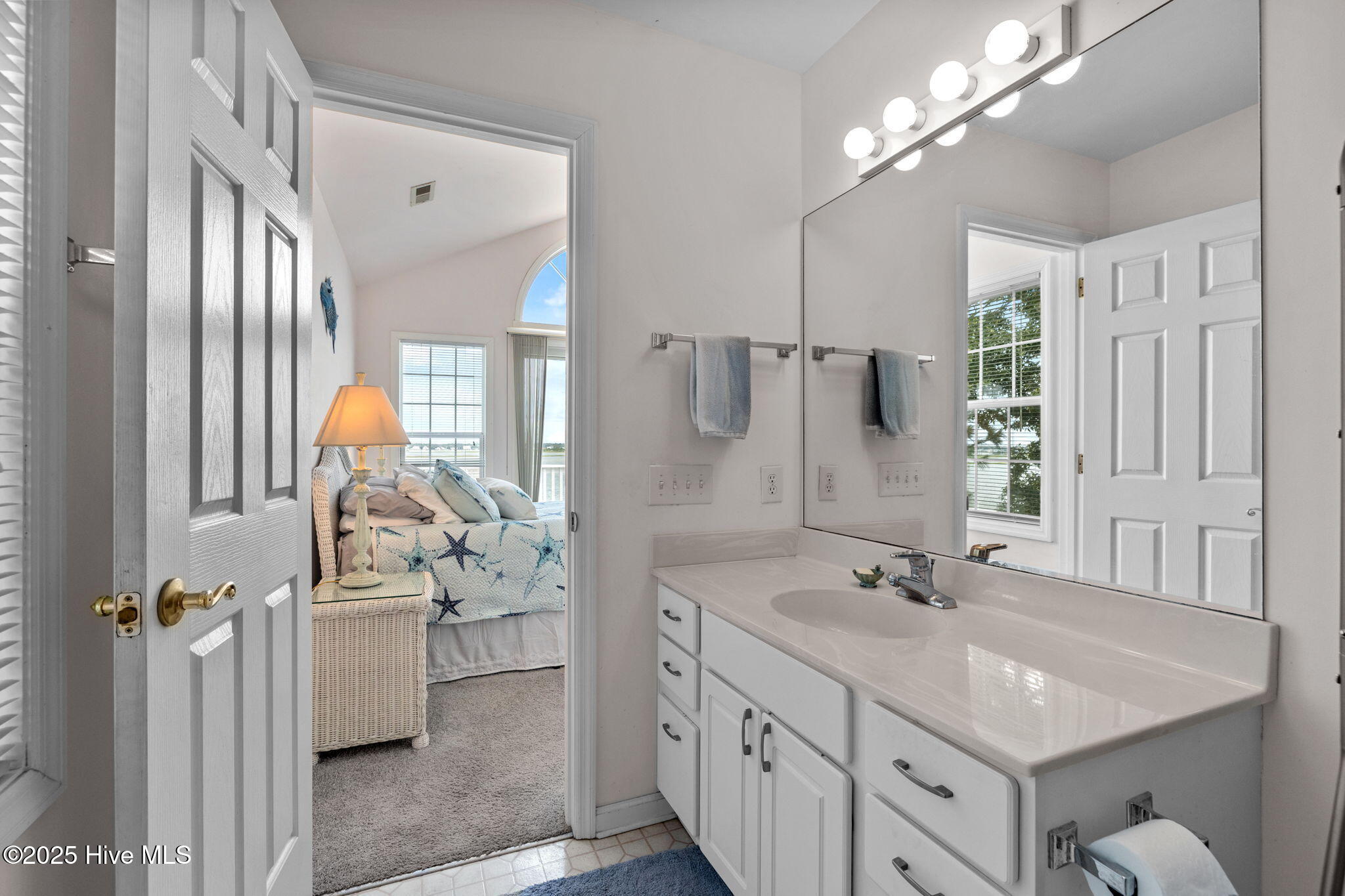 Emerald Isle, North Carolina, 28594, United States, 4 Bedrooms Bedrooms, ,6 BathroomsBathrooms,Residential,For Sale,1927428