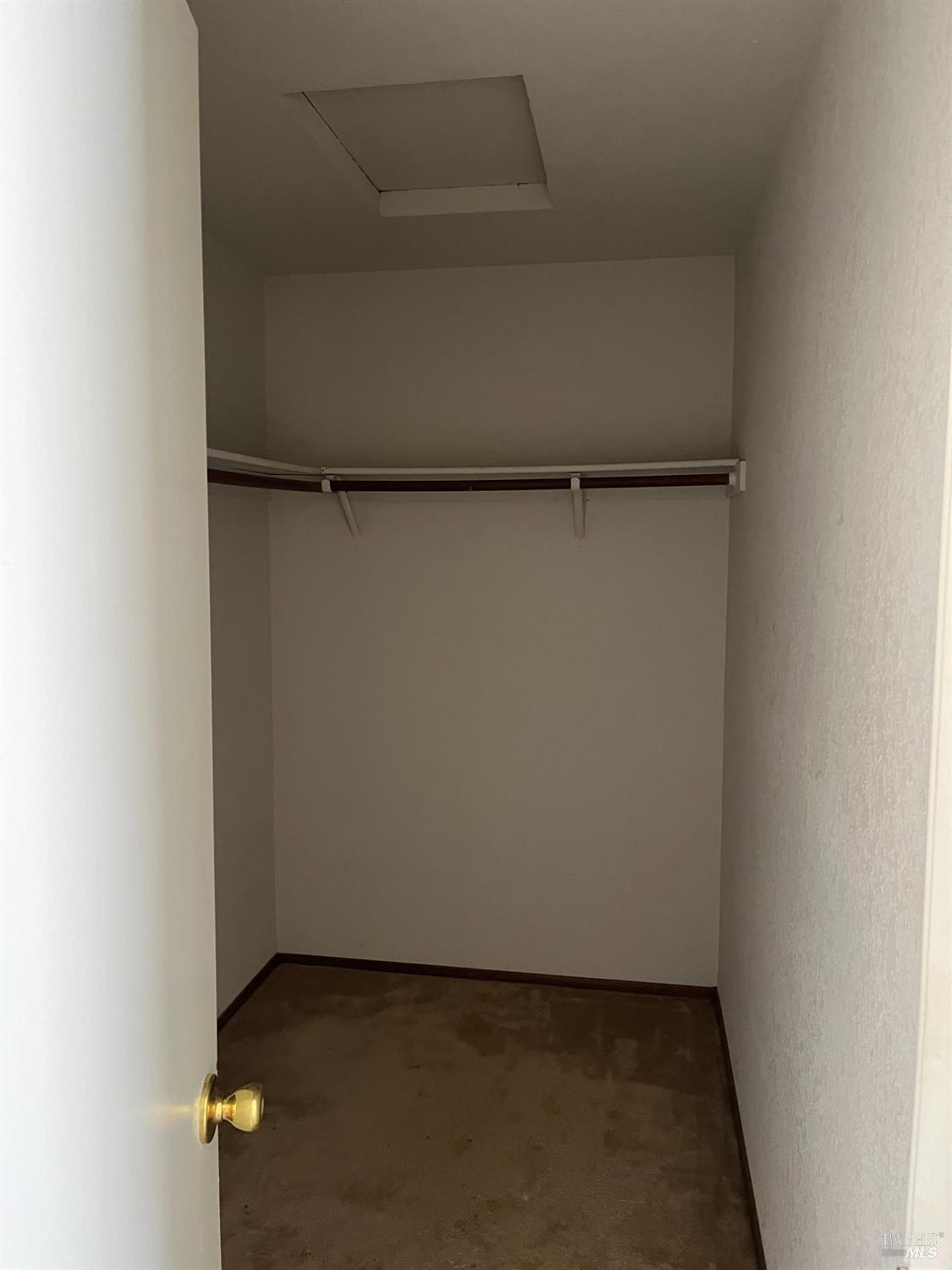Vacaville, California, 95687, United States, 3 Bedrooms Bedrooms, ,2 BathroomsBathrooms,Residential,For Sale,1909138