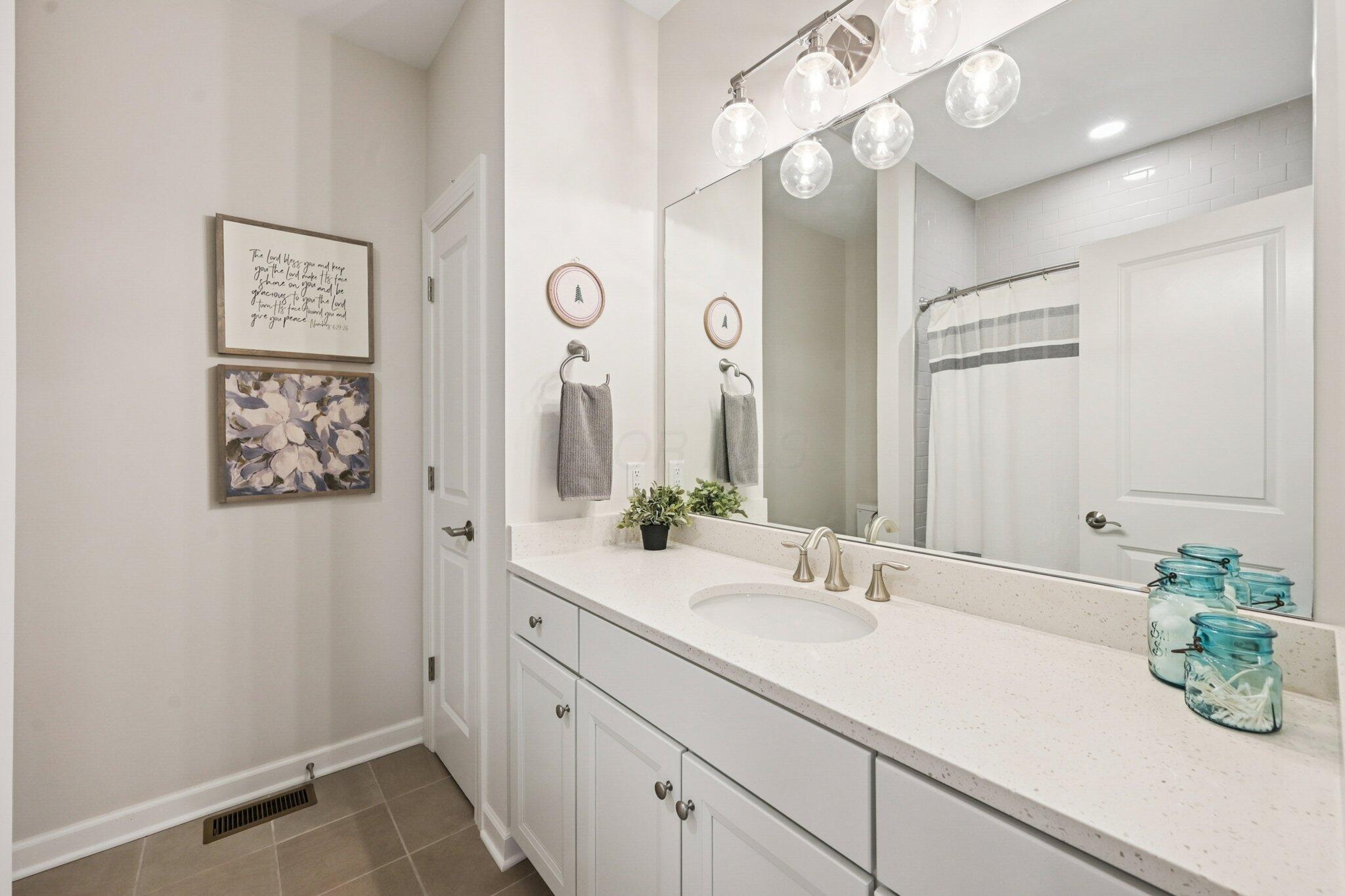 Powell, Ohio, 43065, United States, 4 Bedrooms Bedrooms, ,4 BathroomsBathrooms,Residential,For Sale,1966964