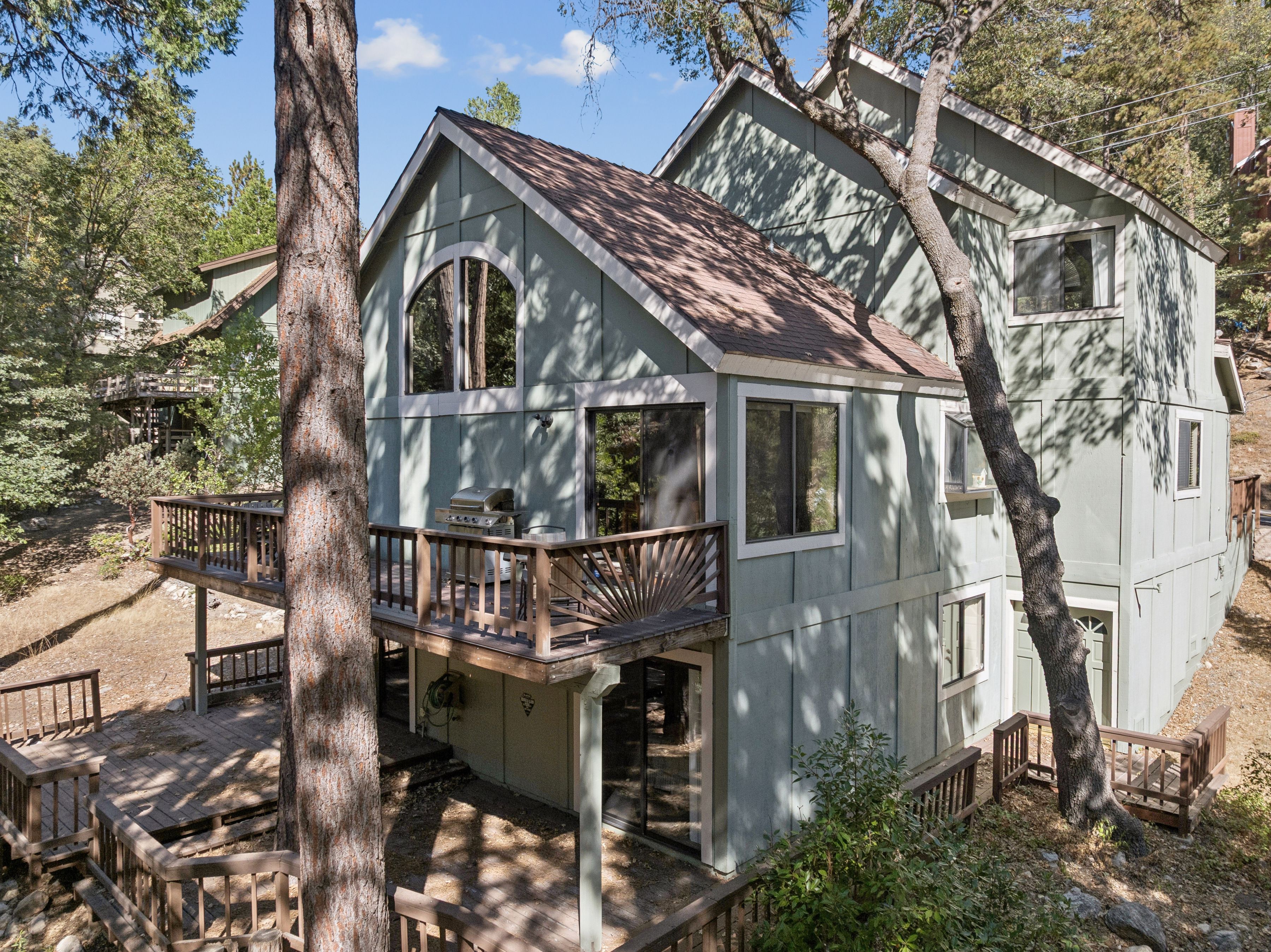 557 Brentwood Drive, Lake Arrowhead, CA 92352 - 物件實景
