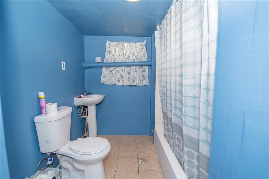Providence, Rhode Island, 02907, United States, 9 Bedrooms Bedrooms, ,3 BathroomsBathrooms,Residential,For Sale,1931213