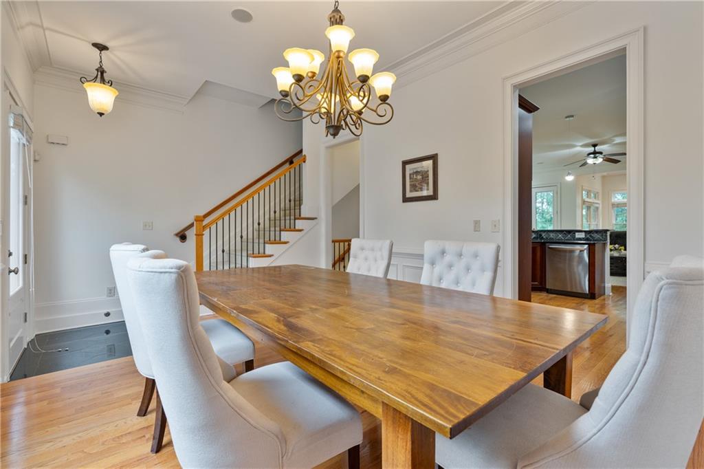 Sandy Springs, Georgia, 30328, United States, 2 Bedrooms Bedrooms, ,4 BathroomsBathrooms,Residential,For Sale,1923426