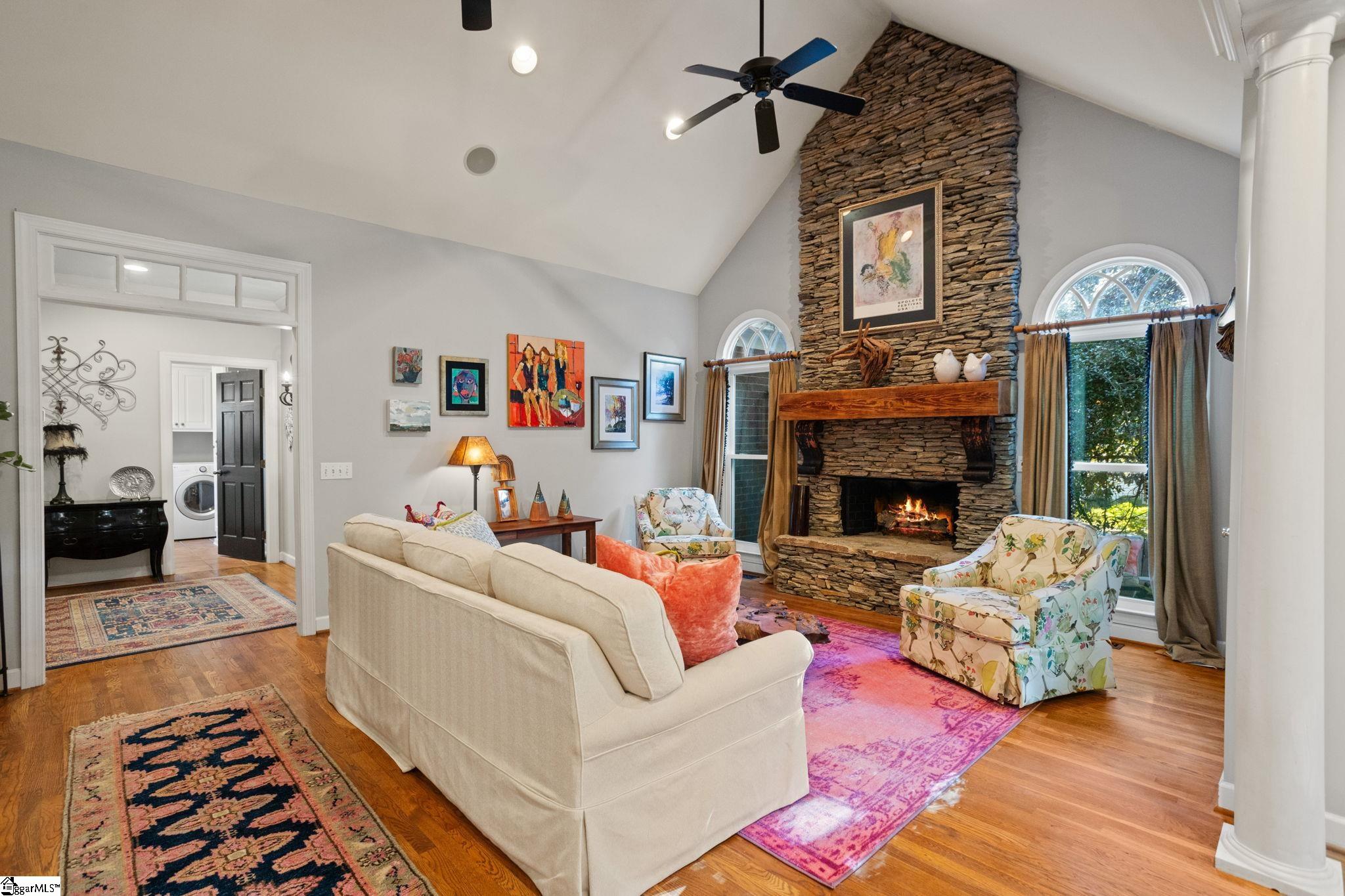 Simpsonville, South Carolina, 29681, United States, 5 Bedrooms Bedrooms, ,5 BathroomsBathrooms,Residential,For Sale,1988103