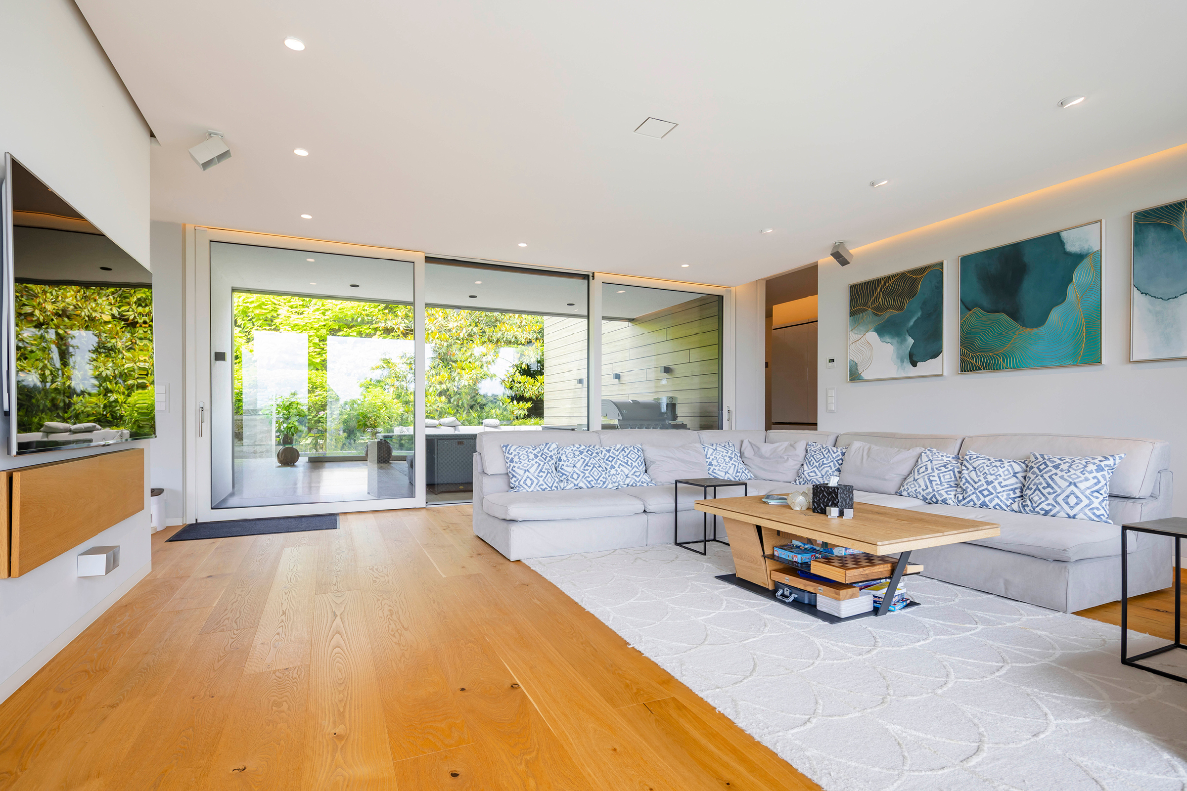  Architecture, Light, and Panoramic Views – A Modern Villa in a Prime Location - 物件實景
