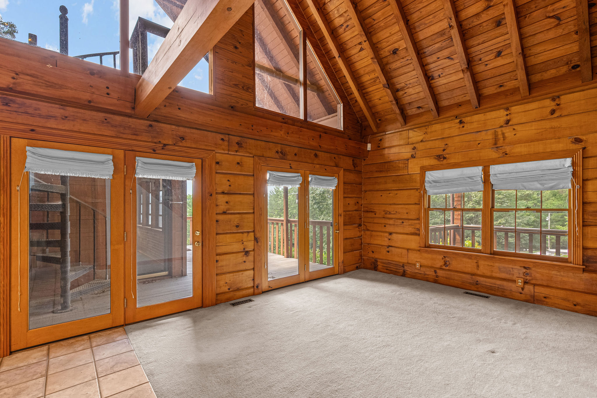 Dandridge, Tennessee, 37725, United States, 2 Bedrooms Bedrooms, ,2 BathroomsBathrooms,Residential,For Sale,1928860