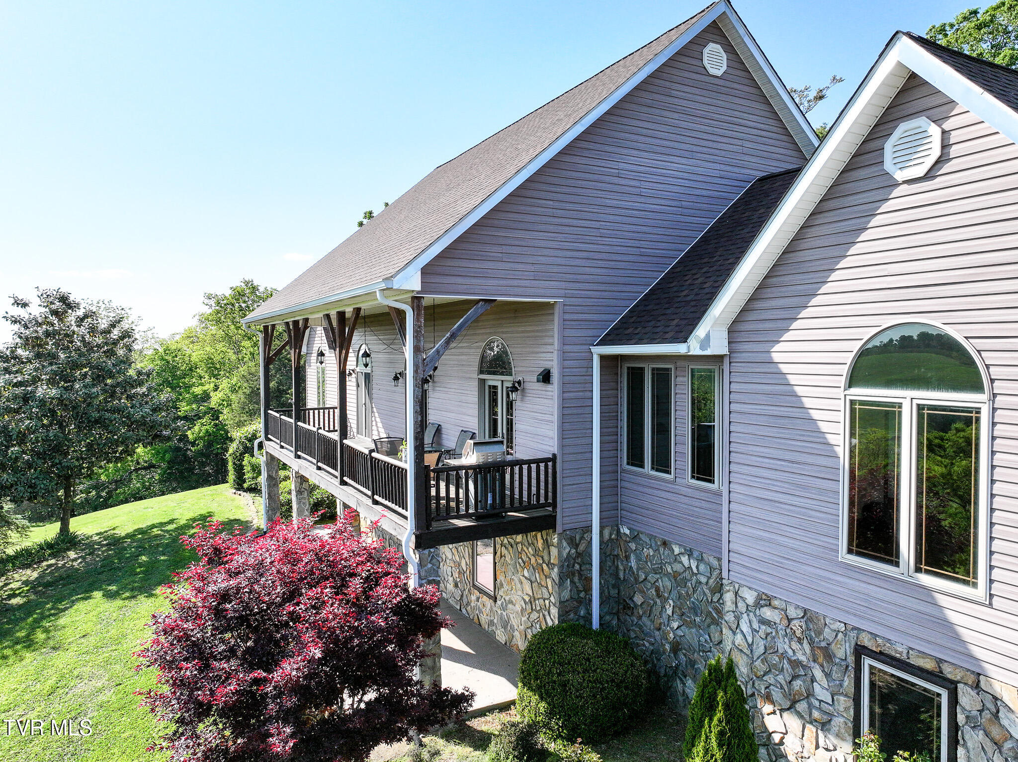 Parrottsville, Tennessee, 37843, United States, 5 Bedrooms Bedrooms, ,4 BathroomsBathrooms,Residential,For Sale,2005757