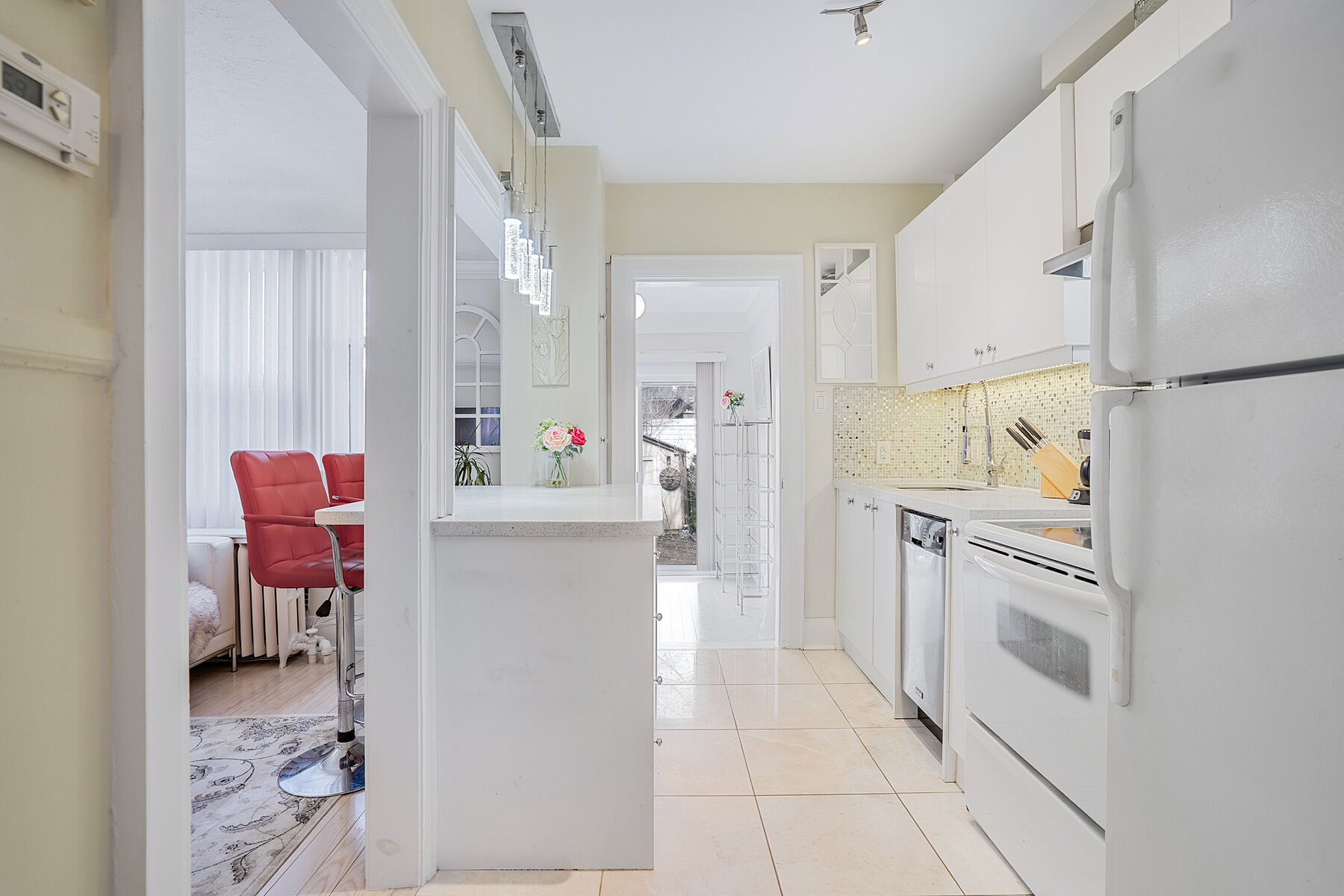  Rare Duplex in Davisville - 物件實景