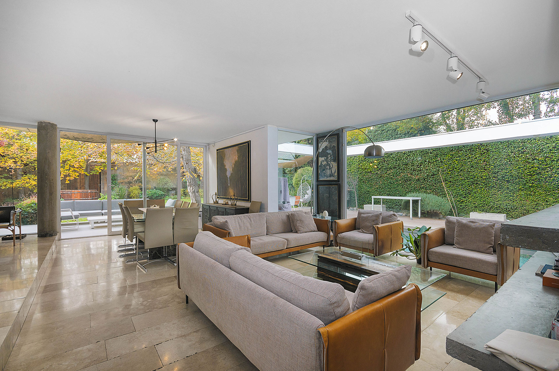  Beautiful Mediterranean-Style Home in Jardín del Este - 物件實景