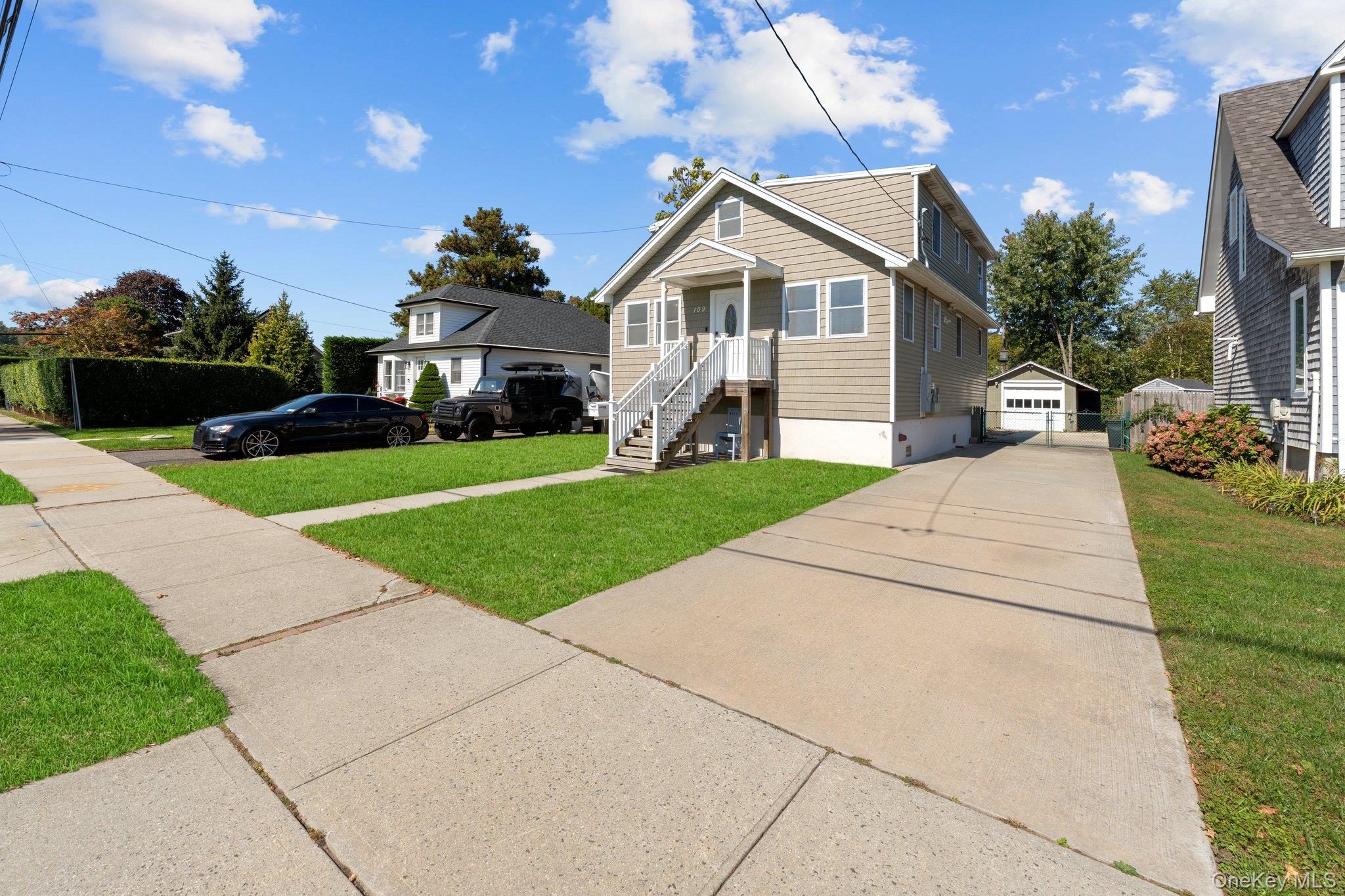 Patchogue, New York, 11772, United States, 5 Bedrooms Bedrooms, ,2 BathroomsBathrooms,Residential,For Sale,1976123