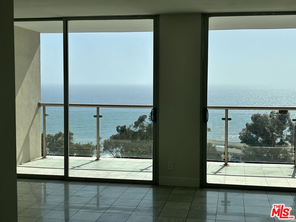 Santa Monica, California, 90402, United States, ,1 BathroomBathrooms,Residential,For Sale,1867293