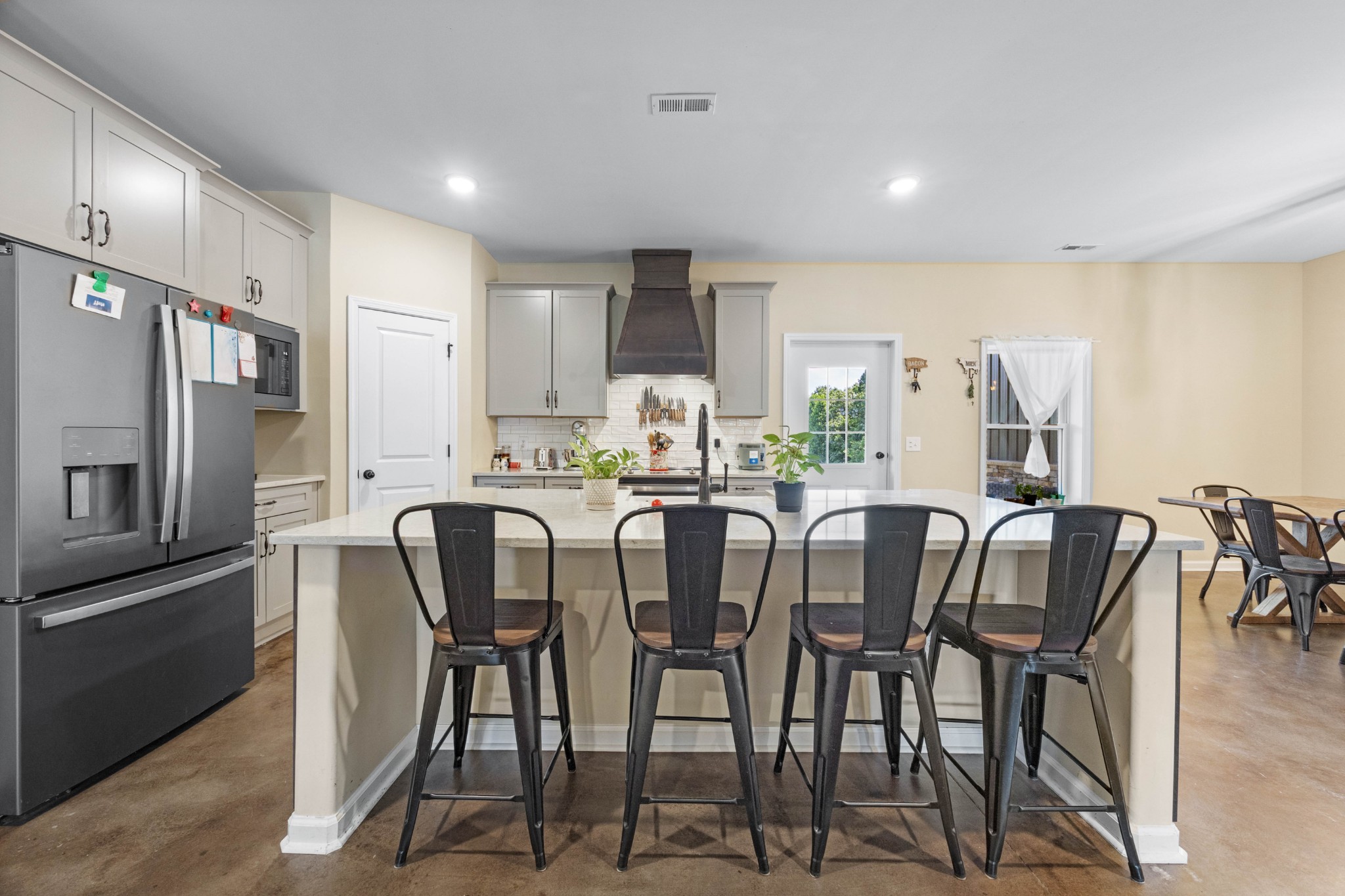 Indian Mound, Tennessee, 37079, United States, 3 Bedrooms Bedrooms, ,2 BathroomsBathrooms,Residential,For Sale,1866881