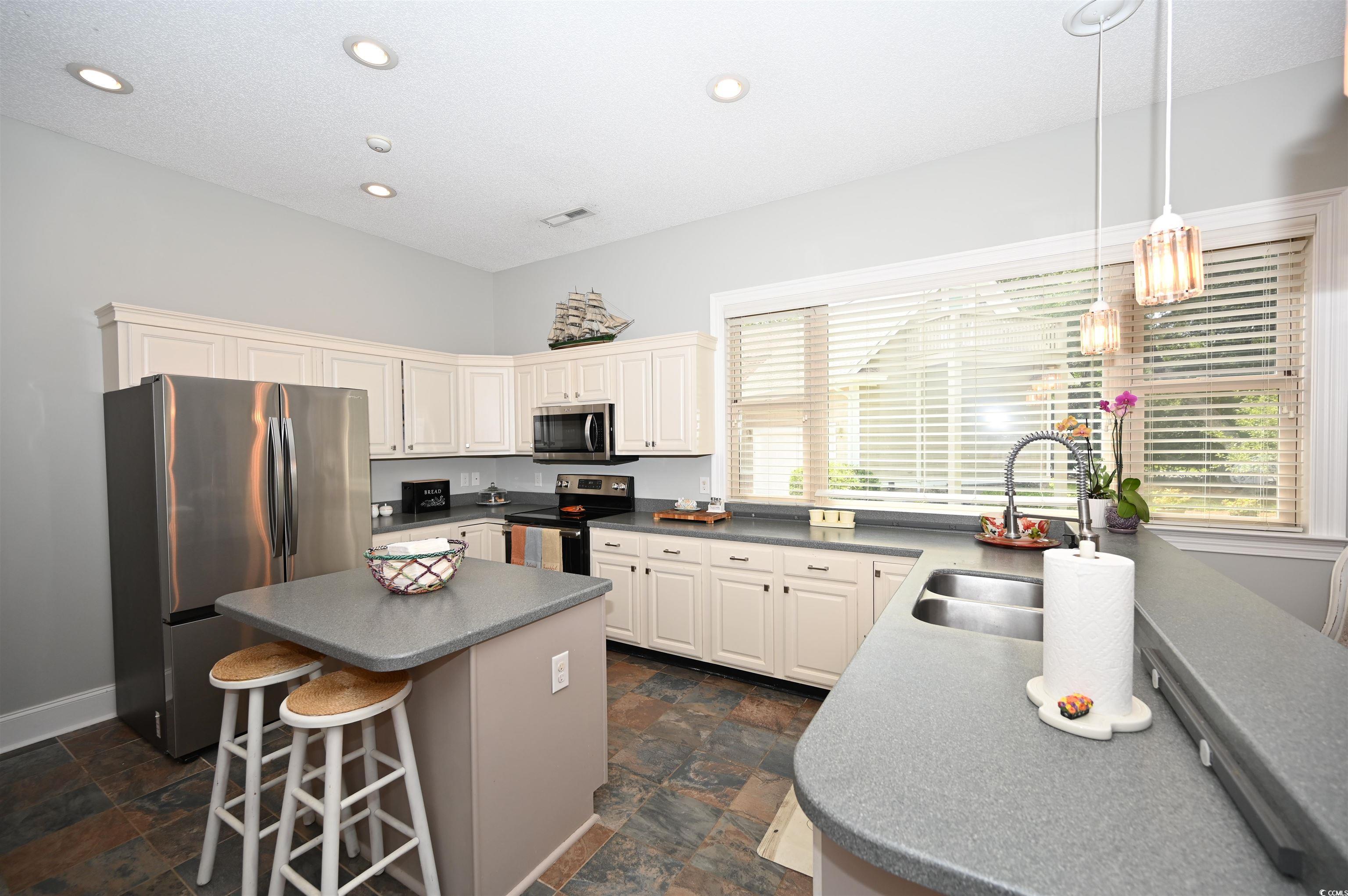 North Myrtle Beach, South Carolina, 29582, United States, 3 Bedrooms Bedrooms, ,3 BathroomsBathrooms,Residential,For Sale,1979479