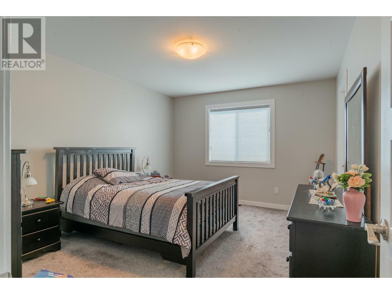 CASTLEGAR, British Columbia, V1N 4X8, CA, 4 Bedrooms Bedrooms, ,2 BathroomsBathrooms,Residential,For Sale,1839232