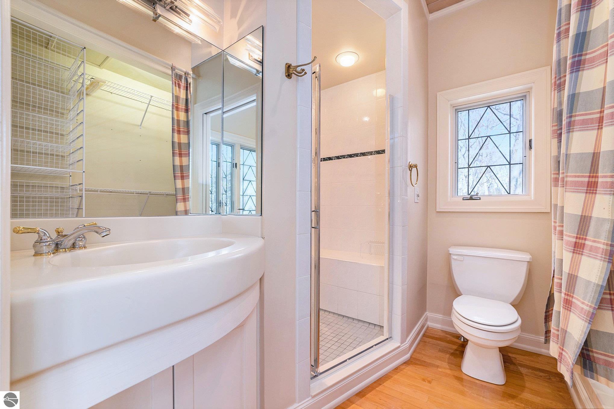 Frankfort, Michigan, 49635-9746, United States, 7 Bedrooms Bedrooms, ,5 BathroomsBathrooms,Residential,For Sale,1975140