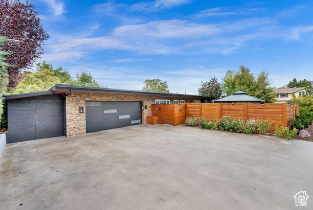 Salt Lake City, Utah, 84124, United States, 4 Bedrooms Bedrooms, ,4 BathroomsBathrooms,Residential,For Sale,1982621