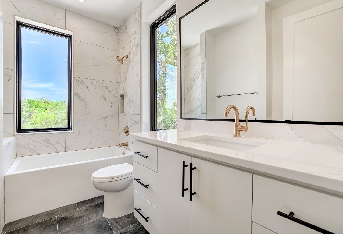 Austin, Texas, 78704, United States, 3 Bedrooms Bedrooms, ,3 BathroomsBathrooms,Residential,For Sale,1848739
