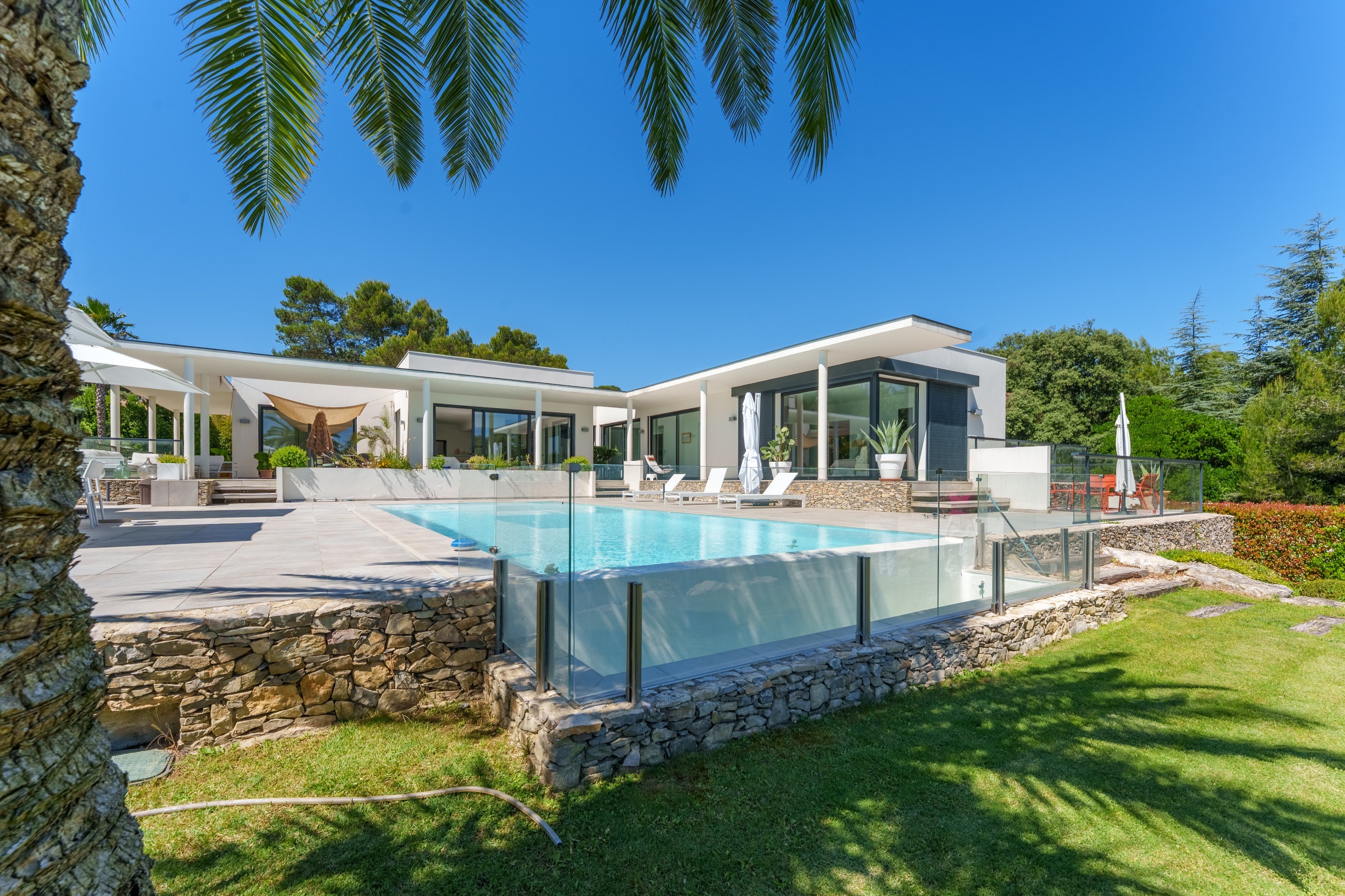  Luxury, Elegance, and Serenity in the South of France - 物件實景