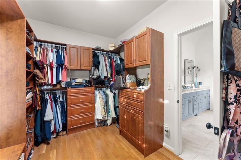 Acworth, Georgia, 30101, United States, 6 Bedrooms Bedrooms, ,4 BathroomsBathrooms,Residential,For Sale,1977927