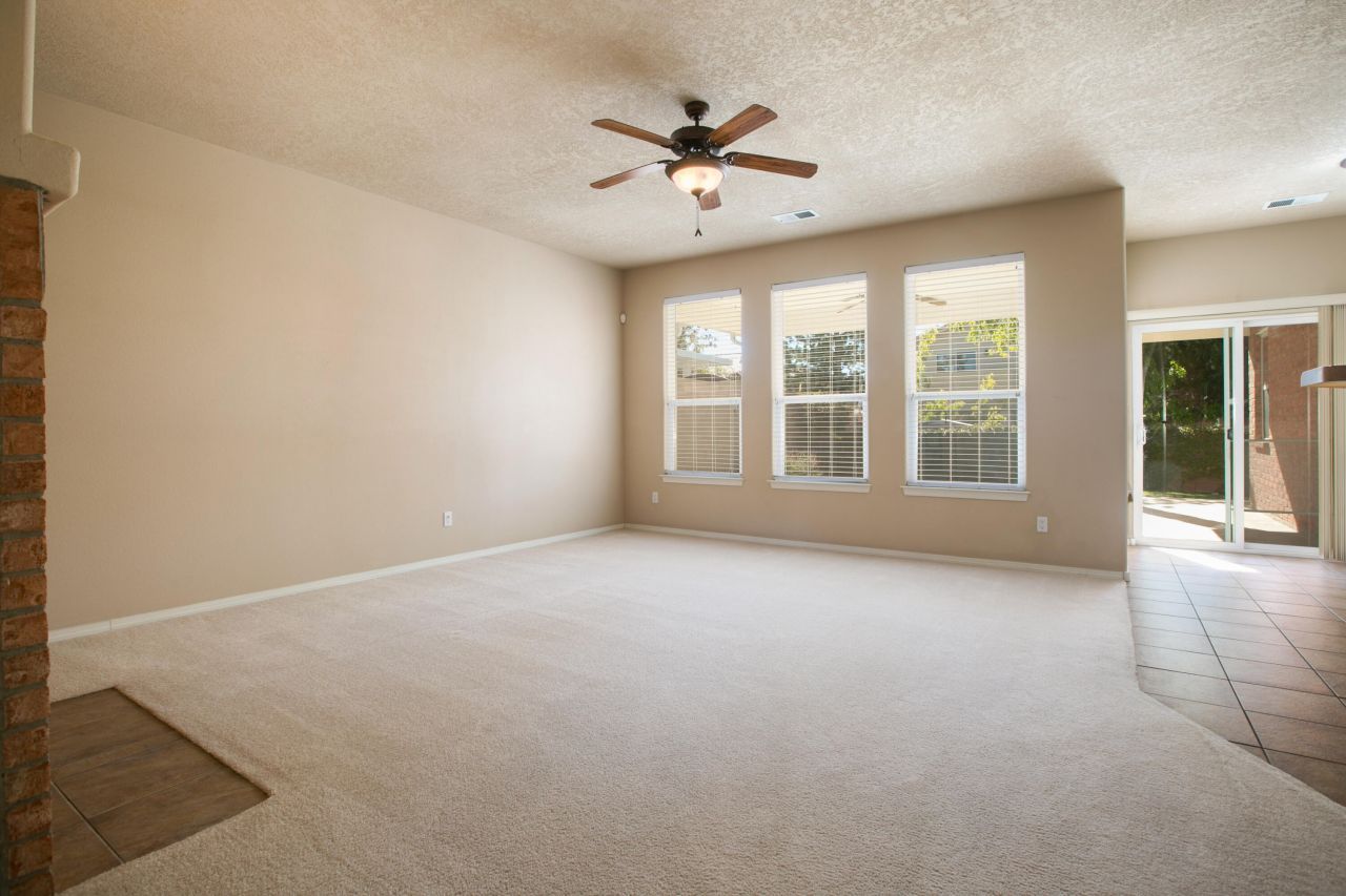 Albuquerque, New Mexico, 87122, United States, 3 Bedrooms Bedrooms, ,2 BathroomsBathrooms,Residential,For Sale,1984801