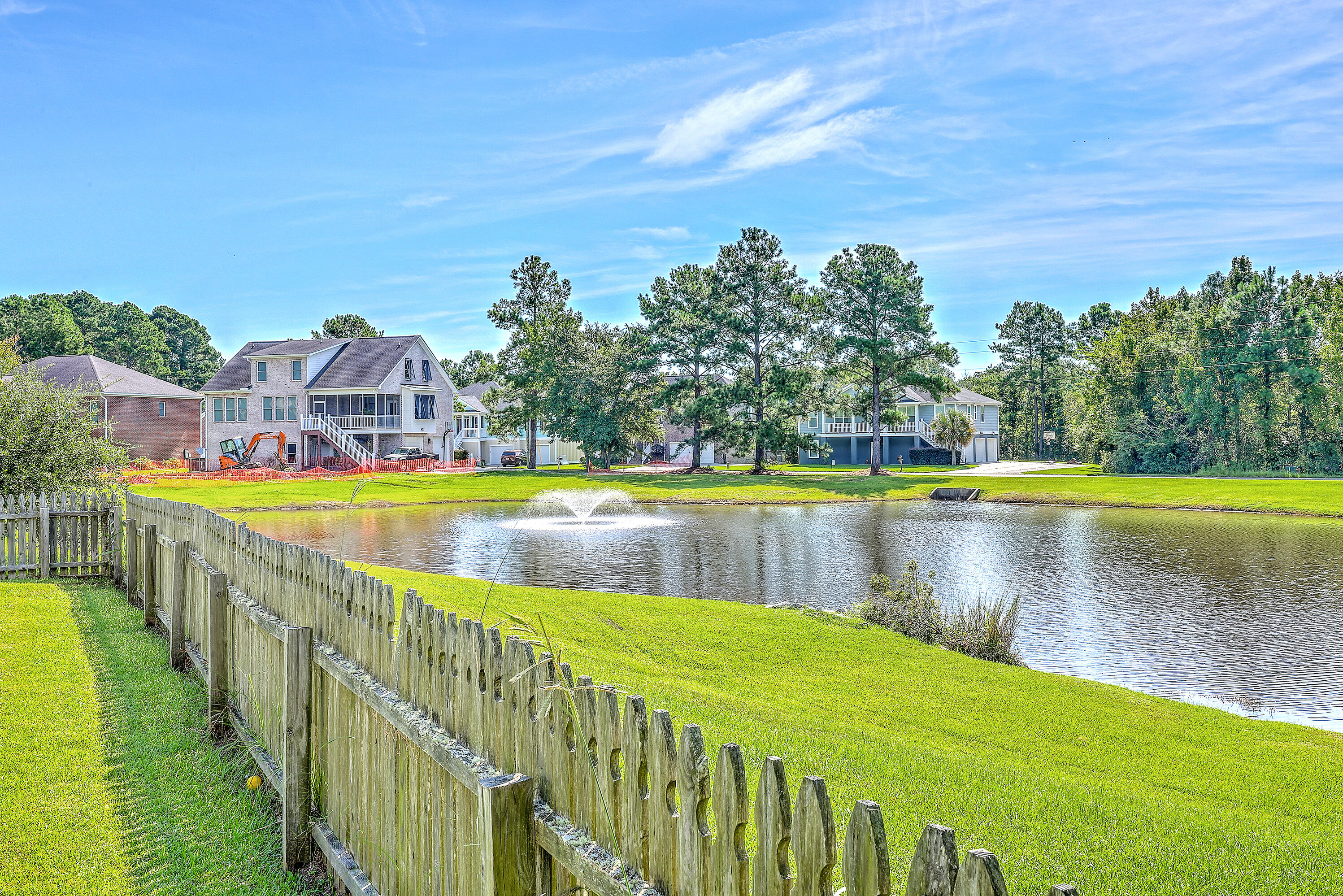 Hanahan, South Carolina, 29410, United States, 5 Bedrooms Bedrooms, ,3 BathroomsBathrooms,Residential,For Sale,1938024