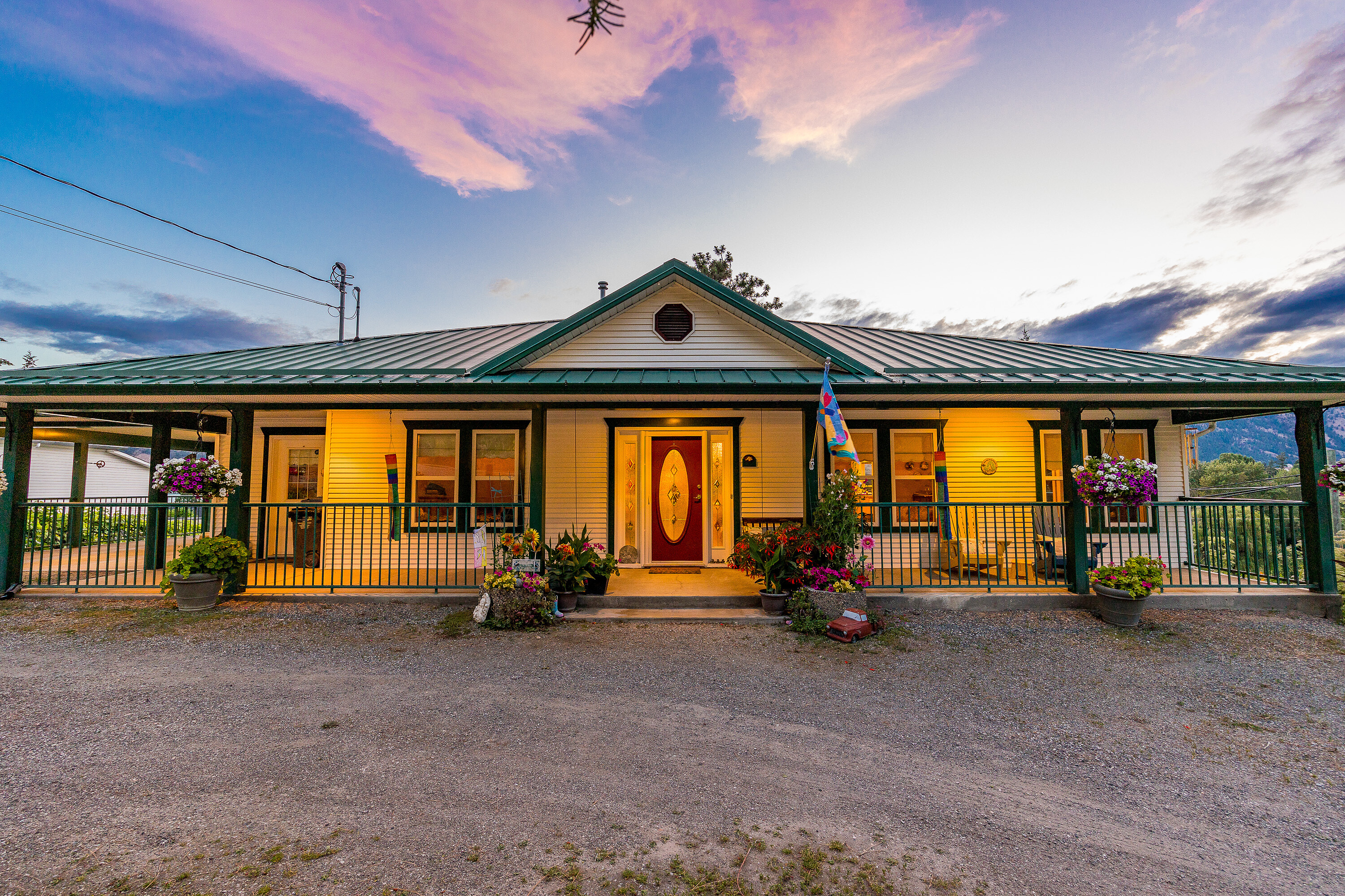  Charming Lakeview Rancher - 物件實景