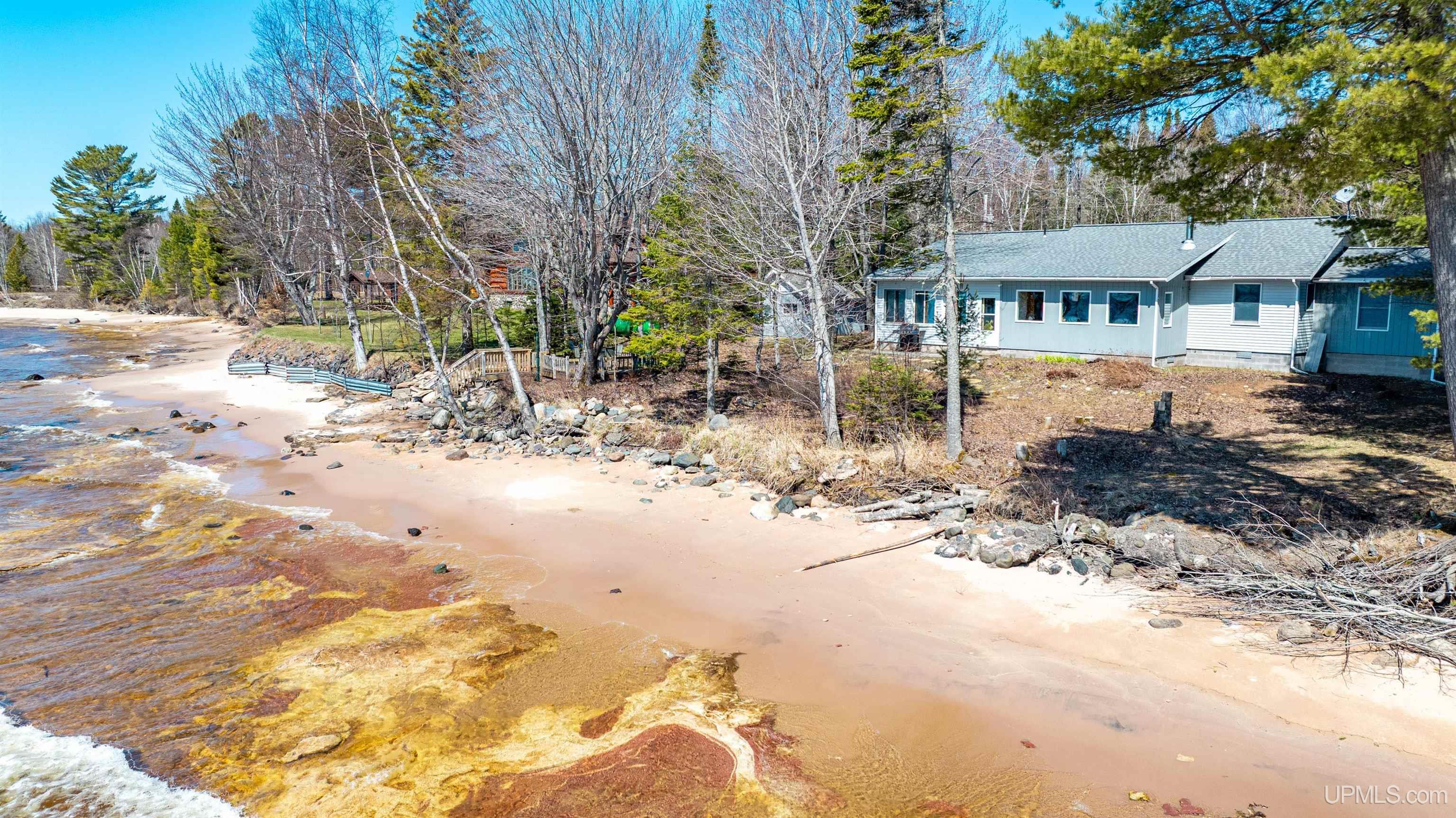 Lake Linden, Michigan, 49945, United States, 3 Bedrooms Bedrooms, ,3 BathroomsBathrooms,Residential,For Sale,1881345