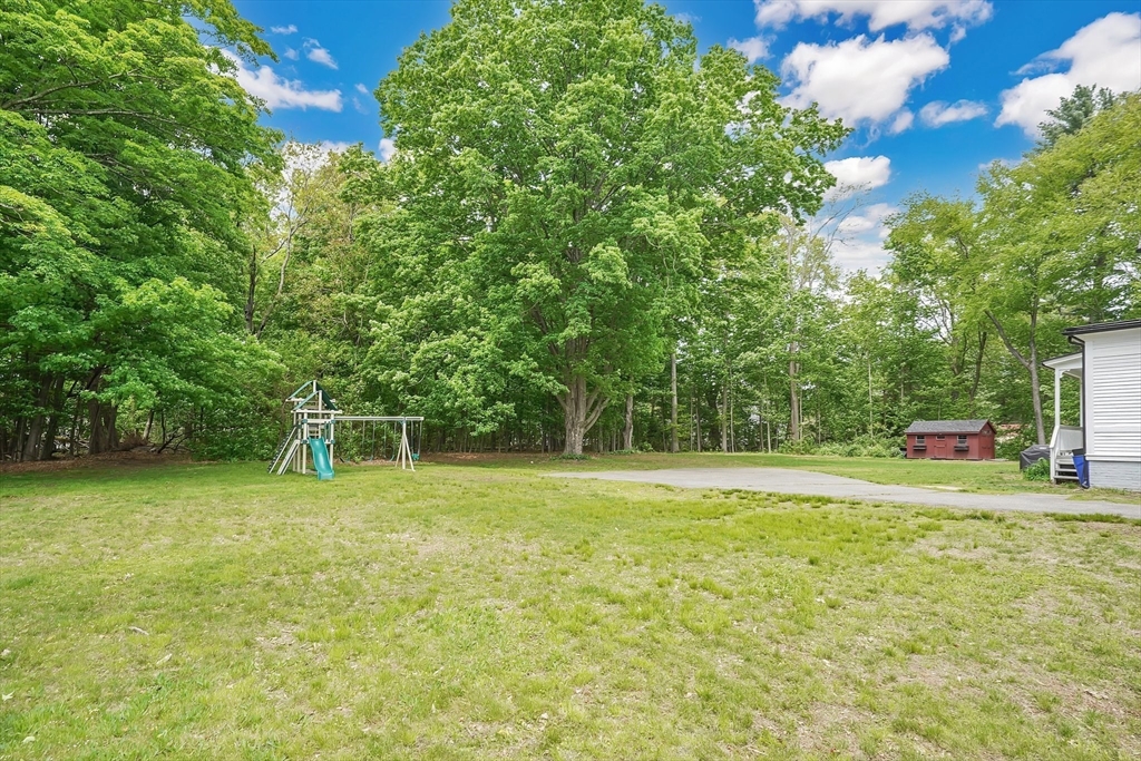 Longmeadow, Massachusetts, 01106, United States, 5 Bedrooms Bedrooms, ,2 BathroomsBathrooms,Residential,For Sale,1819173