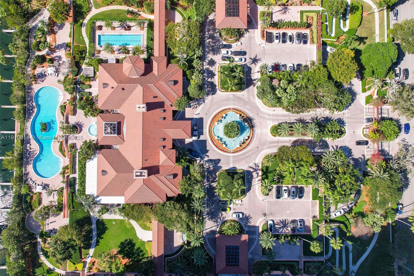 Coral Gables, Florida, 33133, United States, 3 Bedrooms Bedrooms, ,4 BathroomsBathrooms,Residential,For Sale,1989420