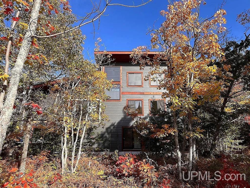 Copper Harbor, Michigan, 49918, United States, 4 Bedrooms Bedrooms, ,3 BathroomsBathrooms,Residential,For Sale,1980740