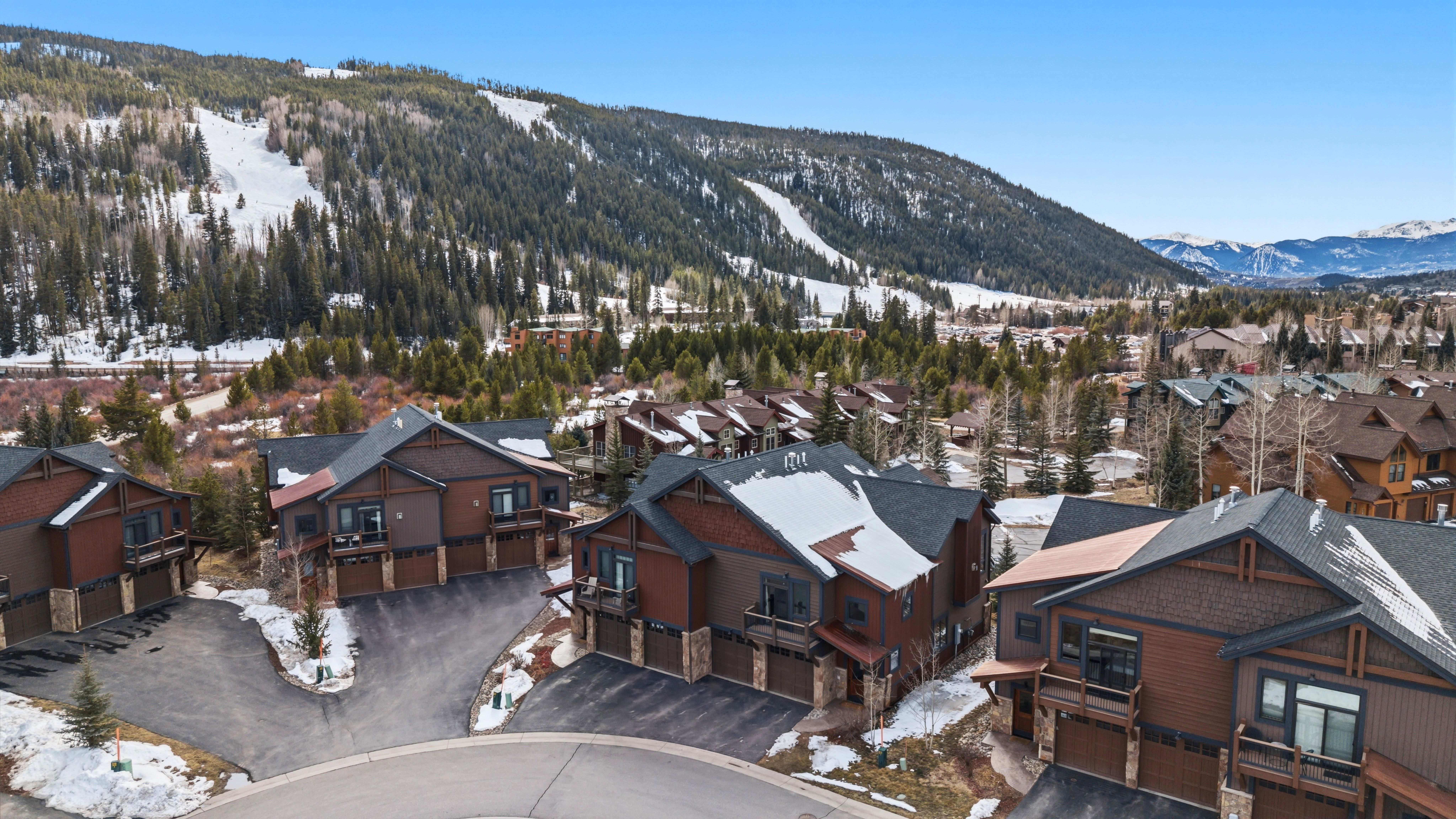  Experience Elevated Mountain Living at 59 Erickson Loop #4B - 物件實景