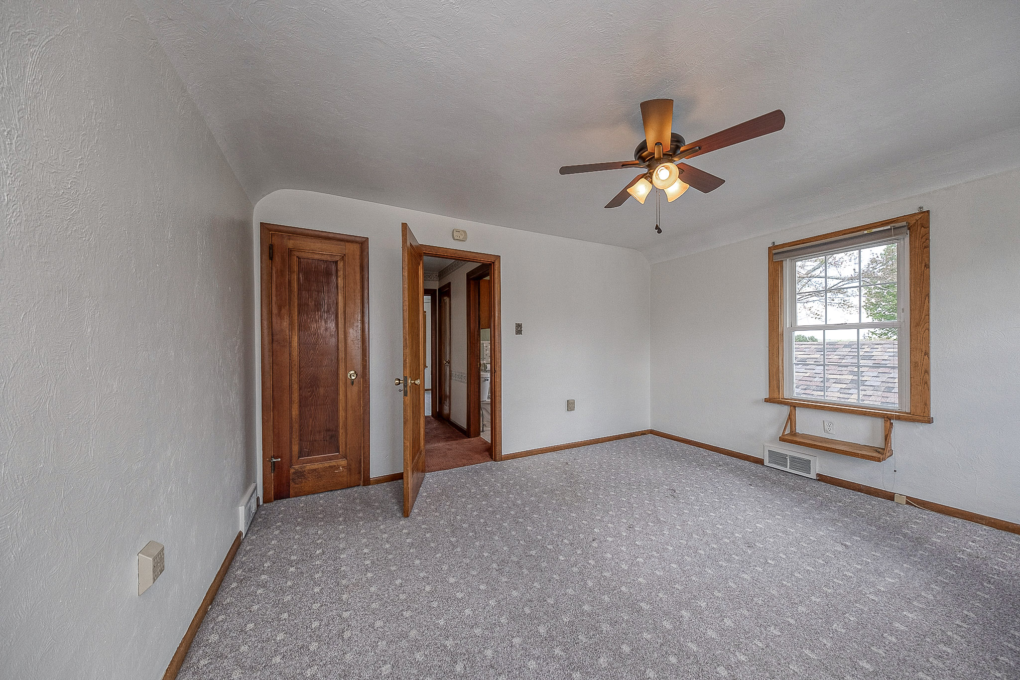  2112 Clayton Road - 物件實景