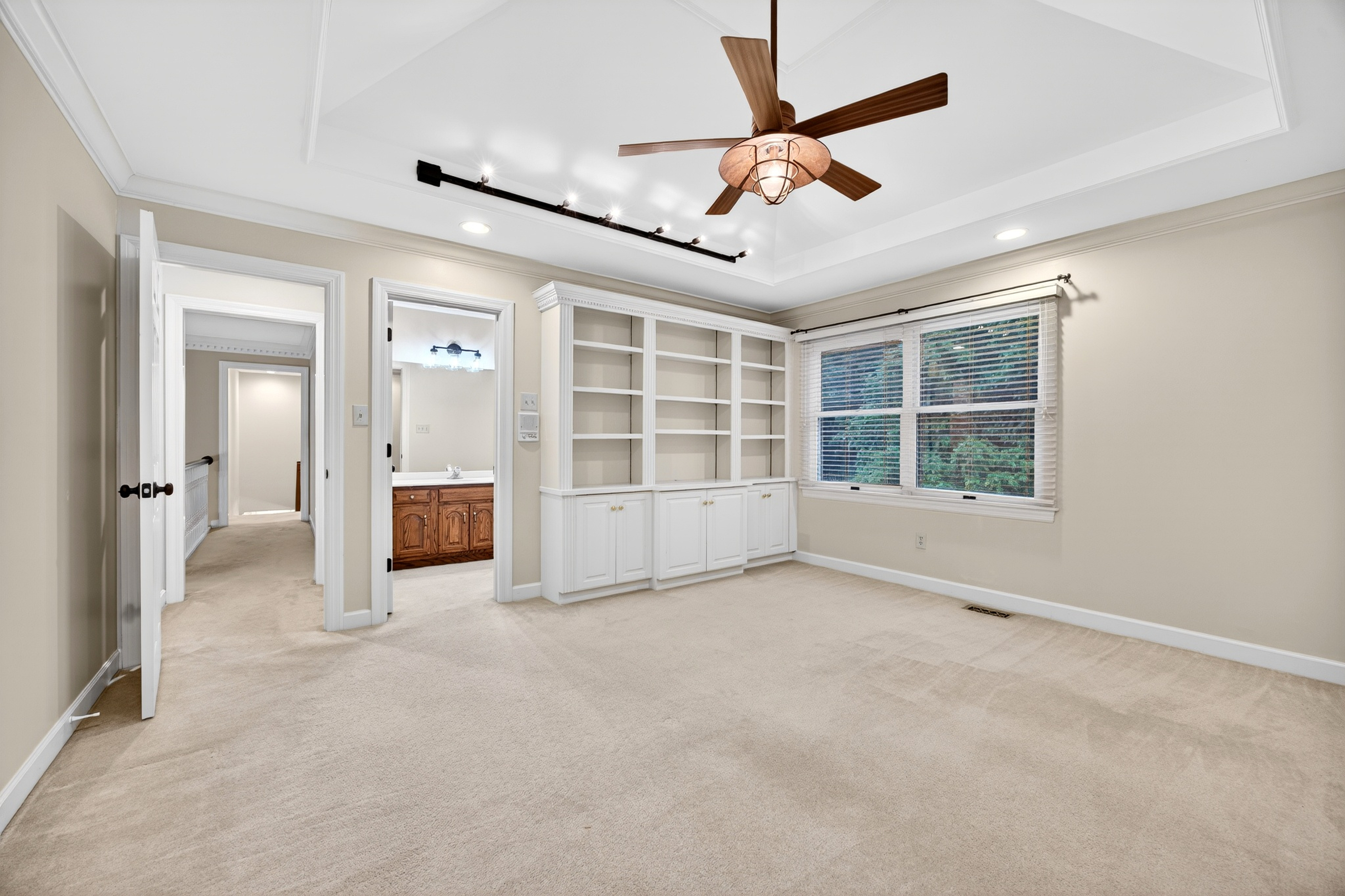  Don’t miss the opportunity to own this beautifully maintained Miceli-built home - 物件實景