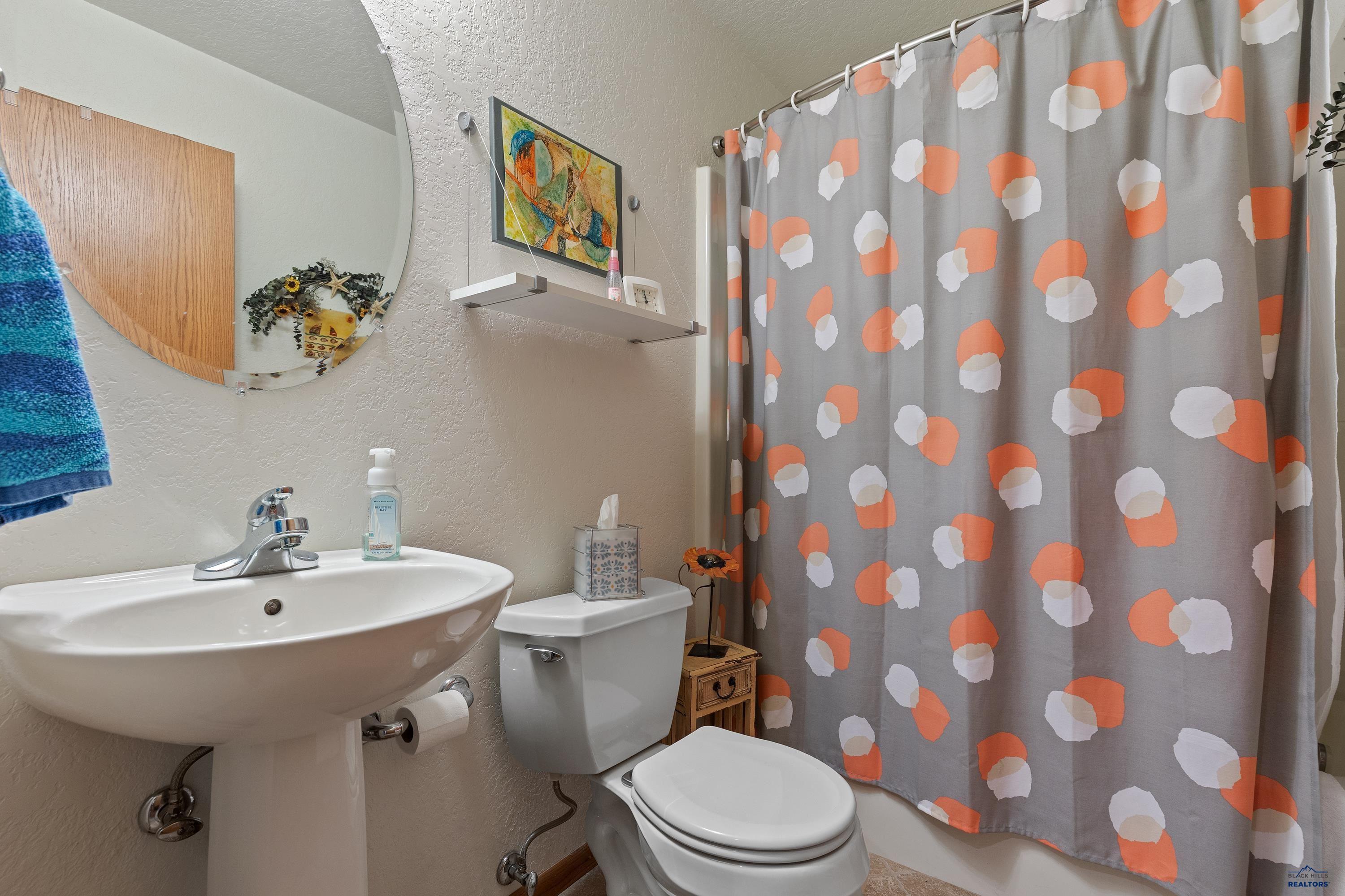 Rapid City, South Dakota, 57702, United States, 3 Bedrooms Bedrooms, ,3 BathroomsBathrooms,Residential,For Sale,1963226